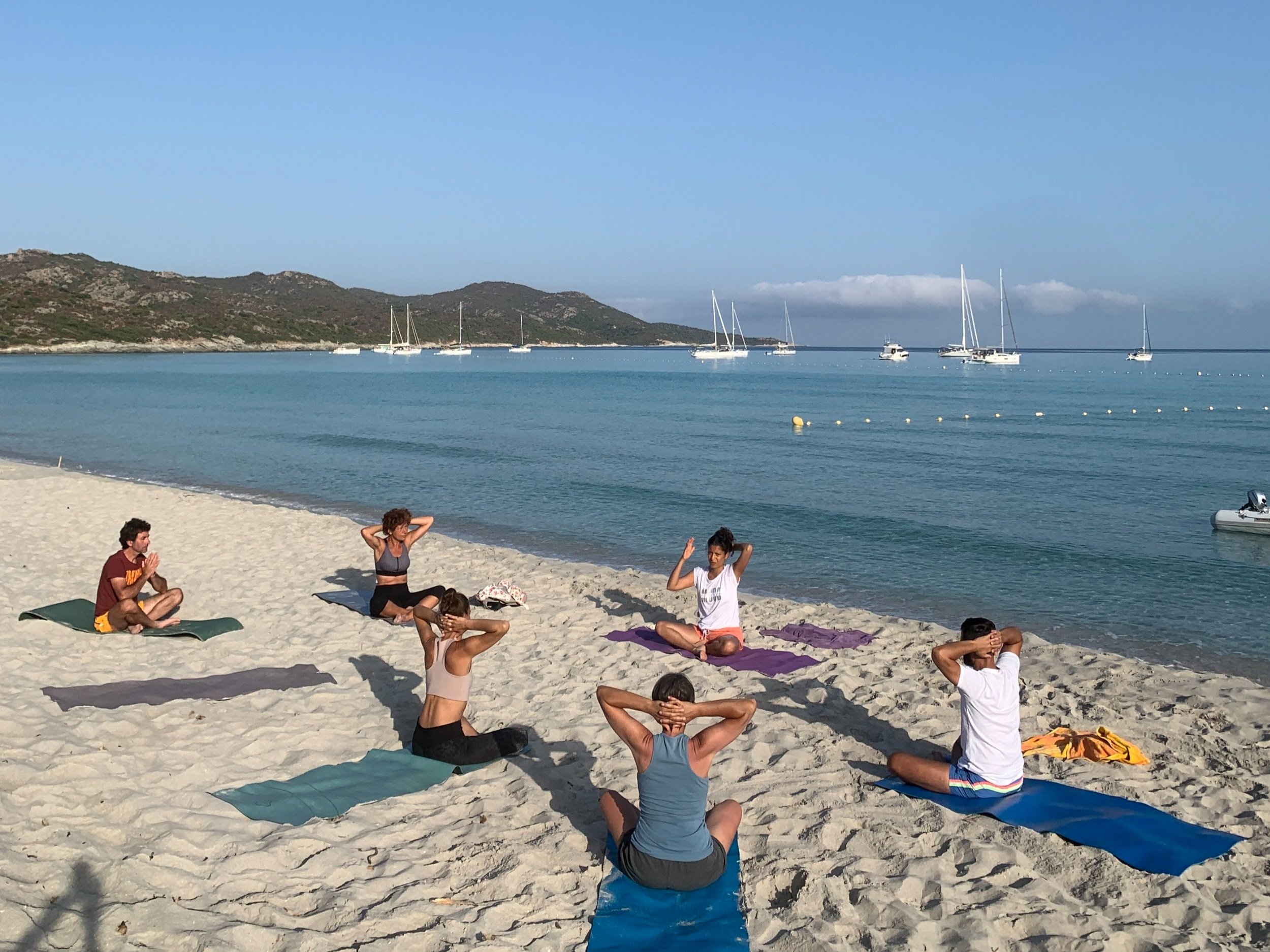 Yoga+sulla+spiaggia+2.jpg