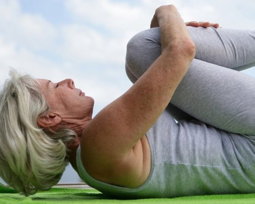 MT YOGA PER LA TERZA ETÀ