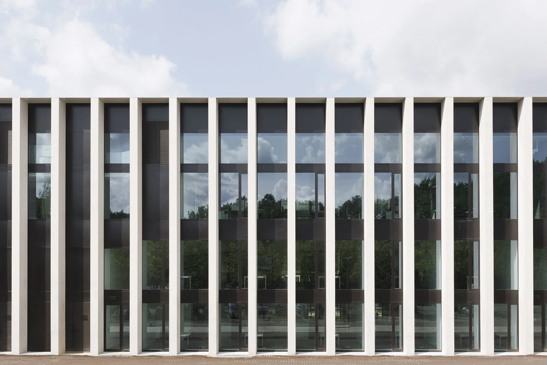 Onderwijs- en zelfstudiecentrum op de campus van Tilburg University