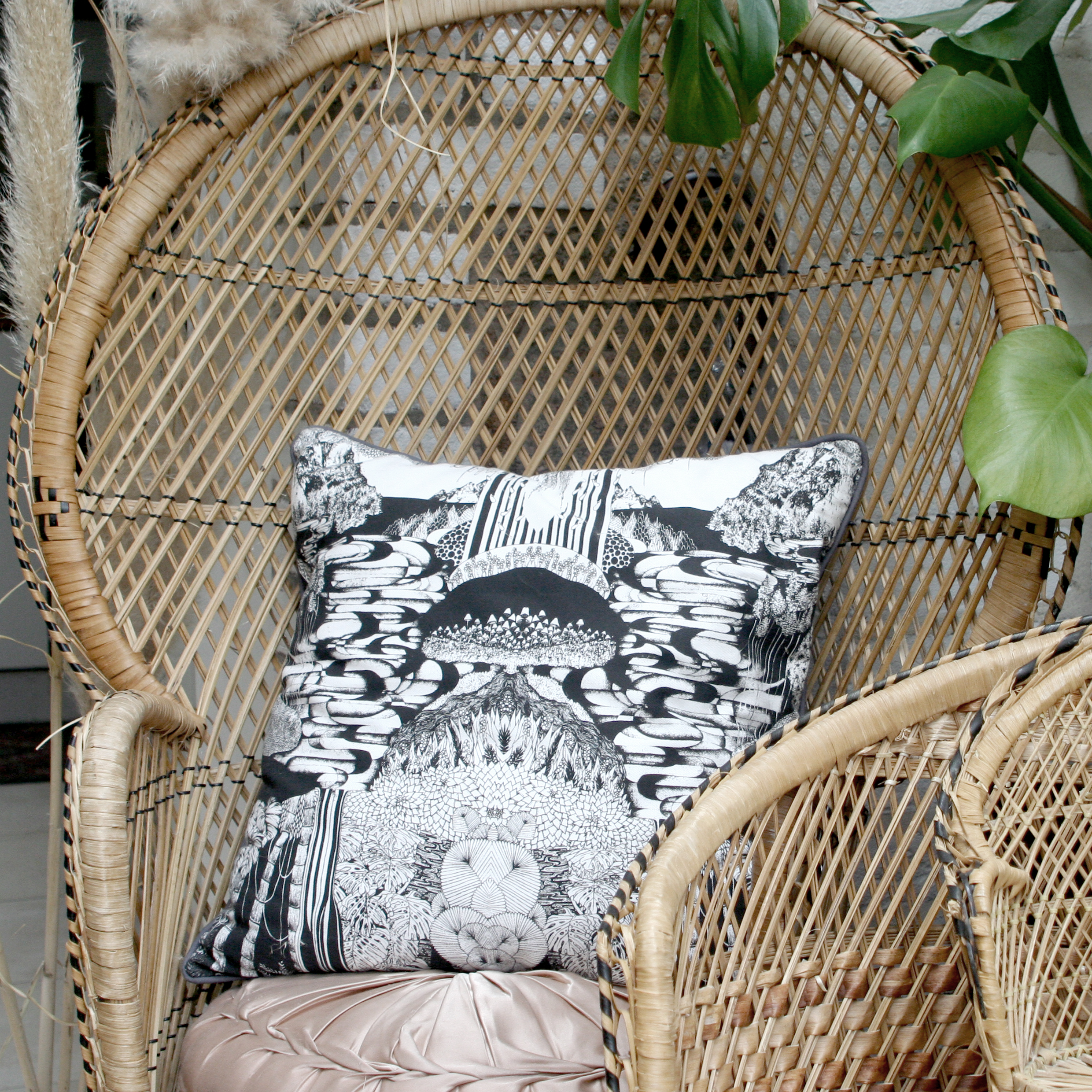 home decor illustrated designer cushions