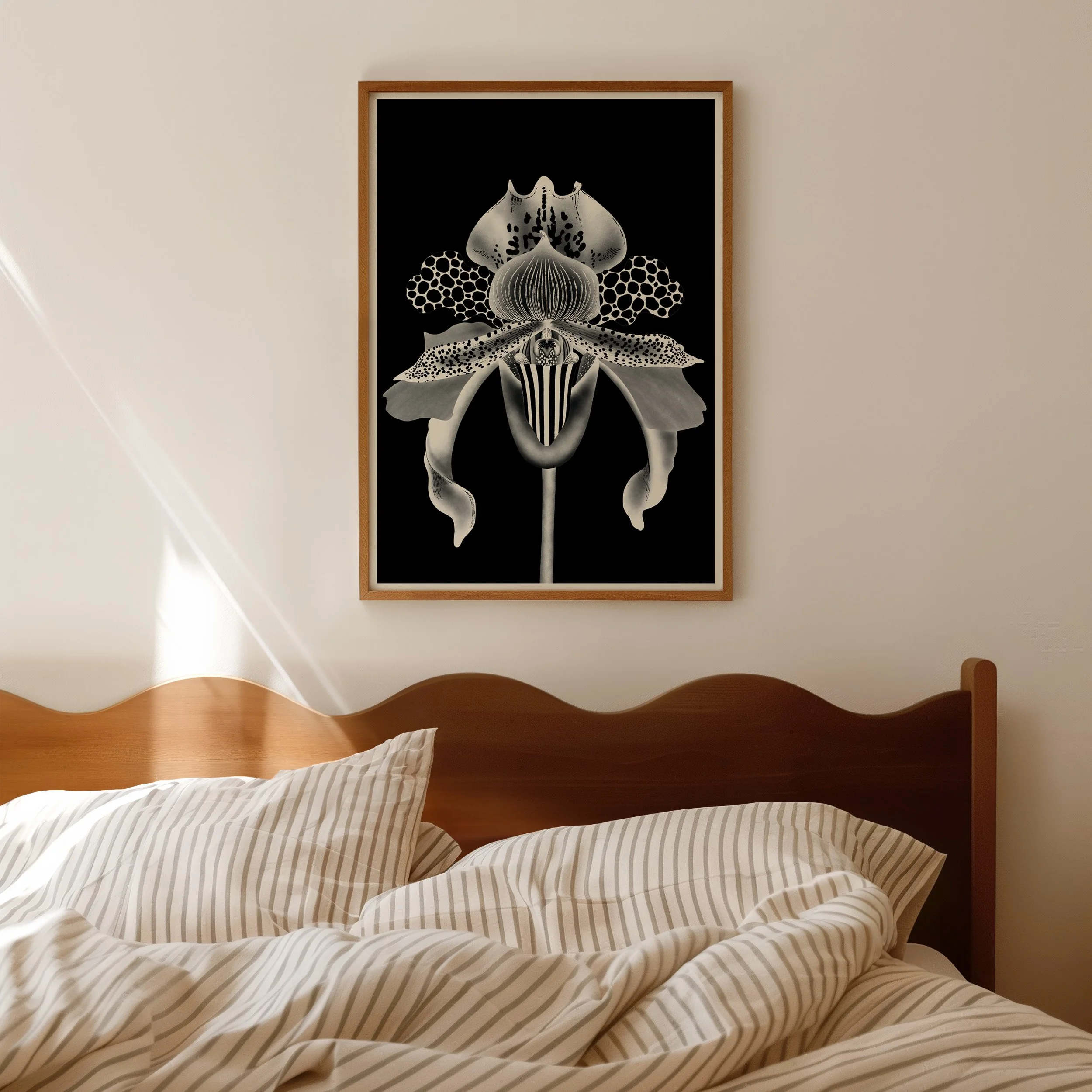 orchidia black Frame Mockup 81 by Brief copy.jpg