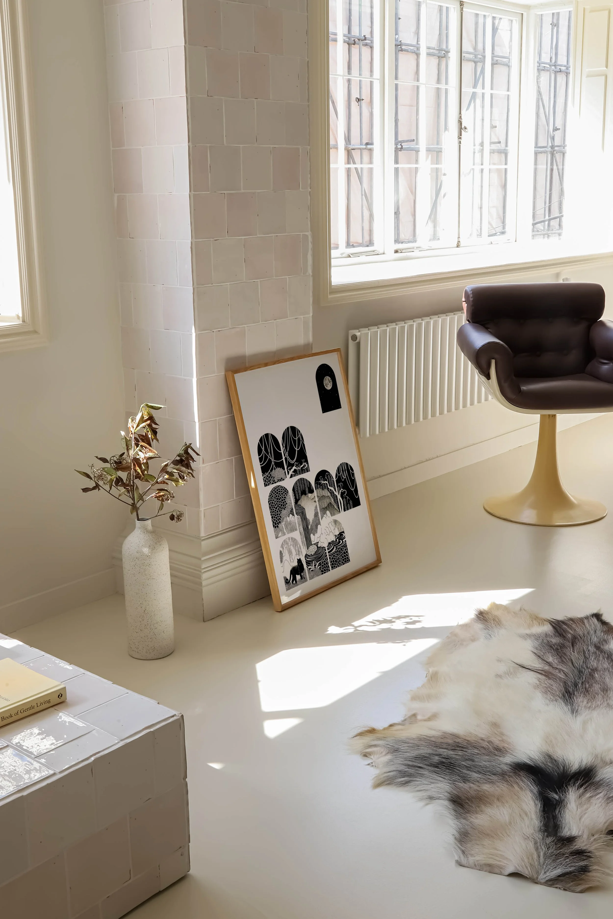 peeking ArtwithFrame_Farht_room_22 copy.jpg