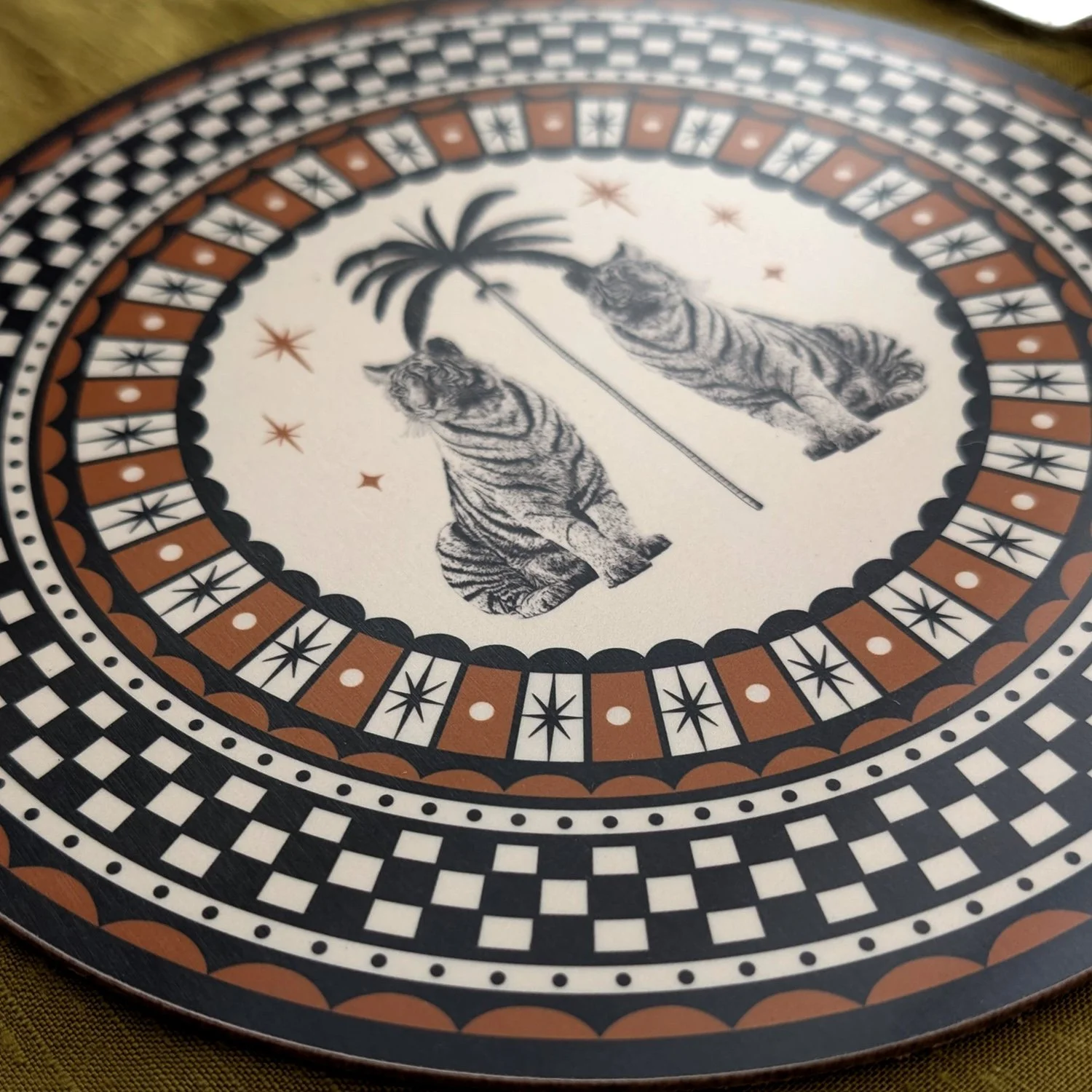 Tiger placemat 1.jpg