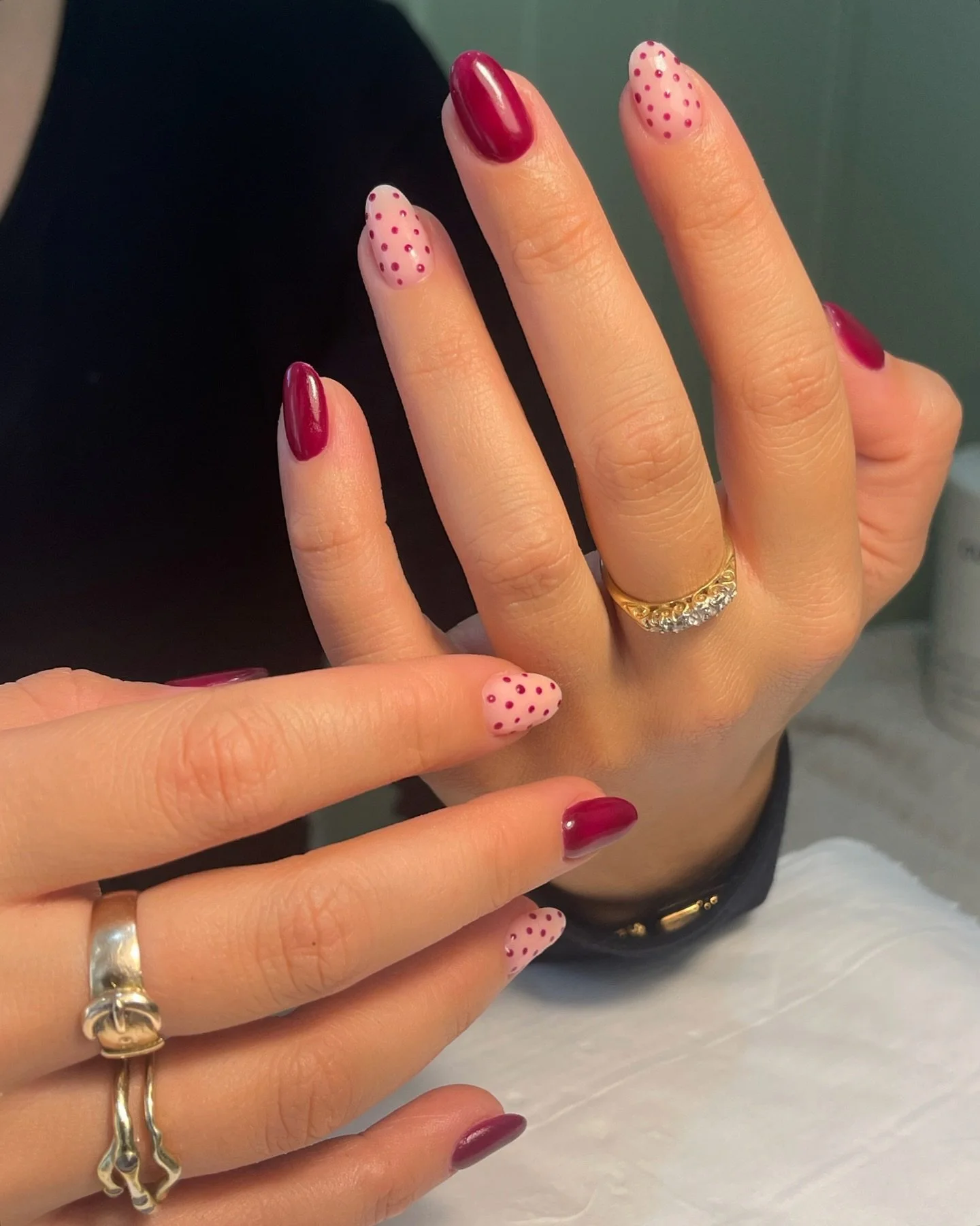 super cute polka dots 🎀

inspo @gelsbybry
