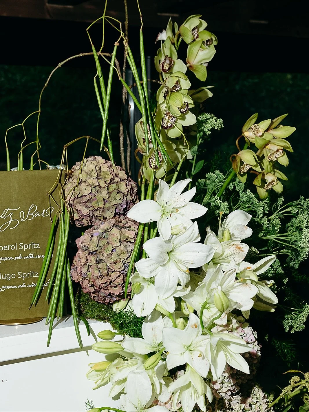 When your bar take all the attention 🌿

In love with master piece for your bar bringing on your wedding the wow effect on your guests 🤍

Team Vendors 
Planning &amp; Design &ndash; @prune_wedding
Venue &ndash; @alpagamegeve
Photographer &ndash; @cl