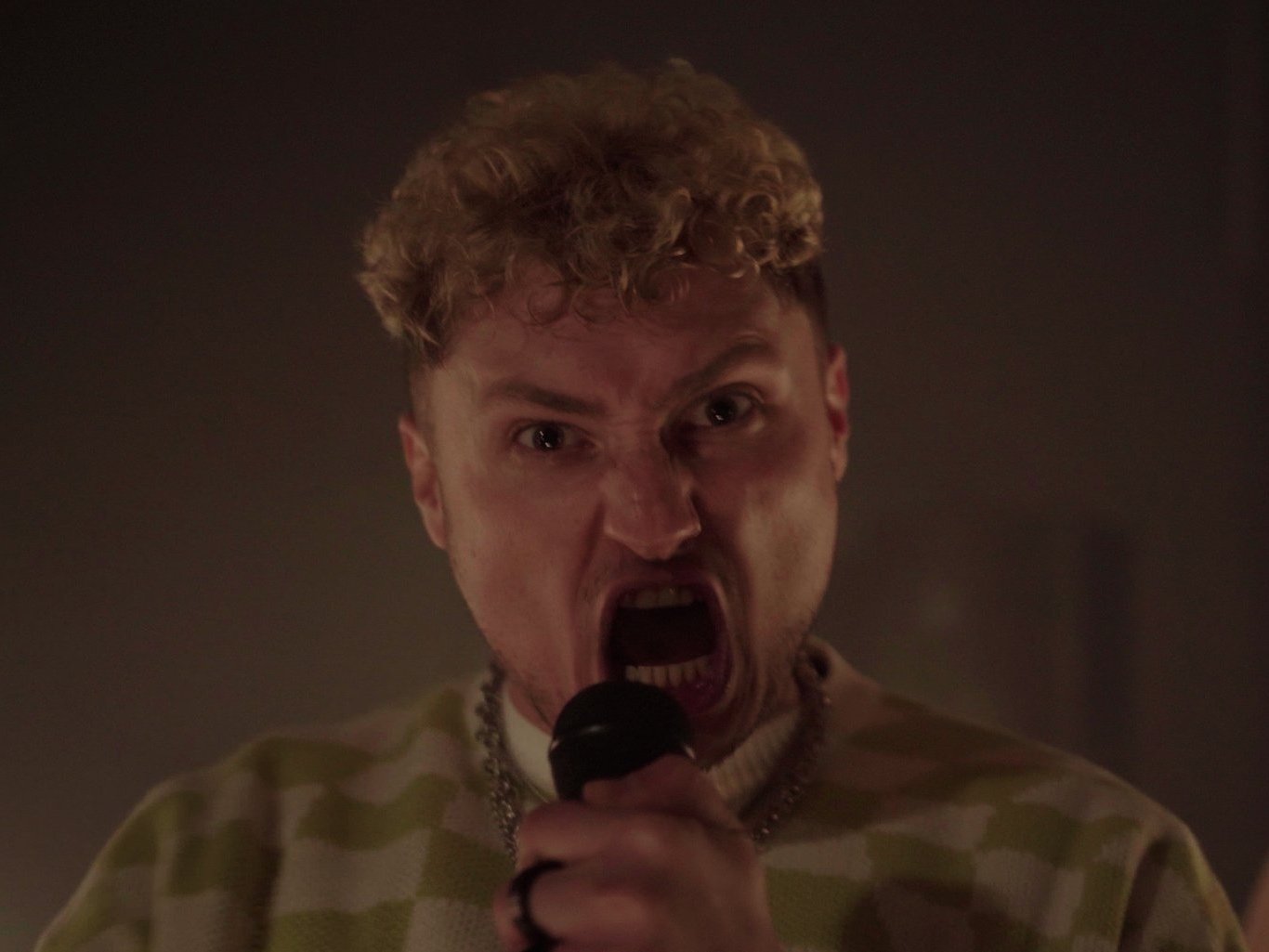 Standing Like Statues - Truth Hurts (Official Video)