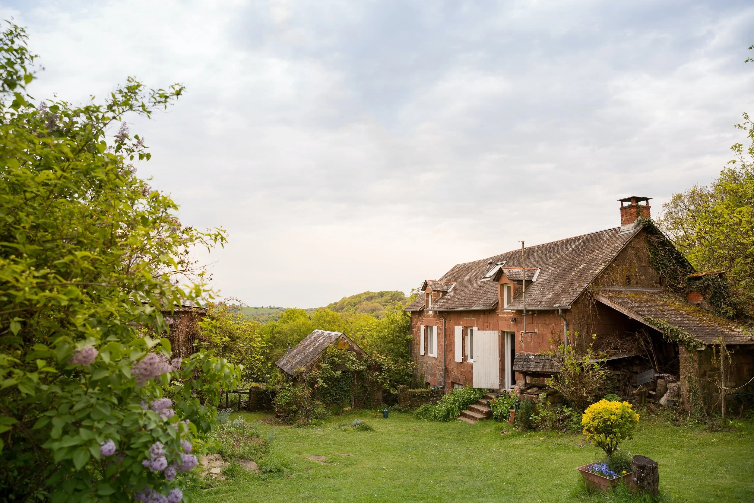 Cottagecore: 2021's Coolest Interior Trend