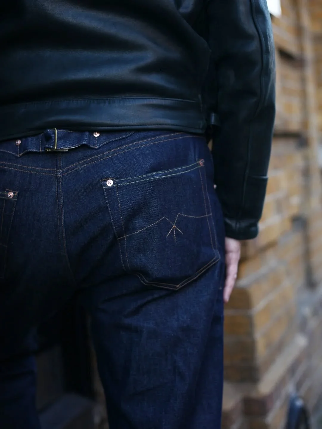 Details to us are one of the most important parts of designing our jeans, creating a unique look that is exclusive to our brand 👖

Modelled perfectly by @hoxtoncycles 🍑

#unitedoverallsco #ed2 #britishdenim #denim #rawdenim #madeintheuk #madeinengl