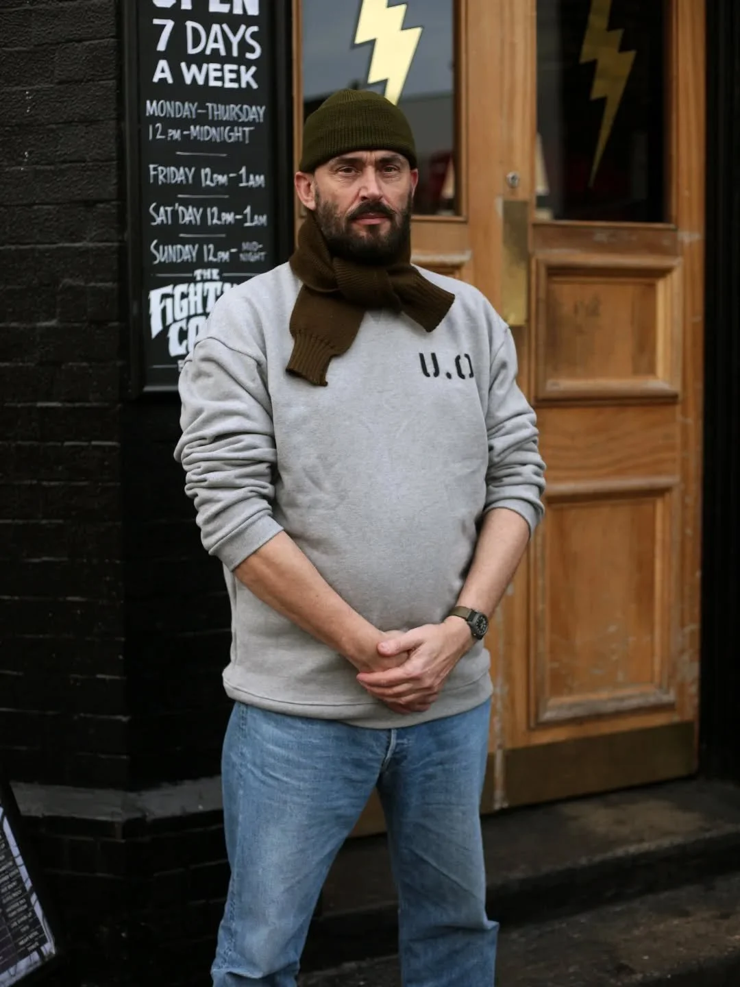 535gsm 100% Cotton Sweatshirt, knitted and sewn in the UK.

Stencil made on an original WW2 US Navy stencil maker, airbrushed by Tom in his spare room 💅

Modelled by @hoxtoncycles 

#unitedoverallsco #sweatshirt #britishmade #menswear #mensclothing