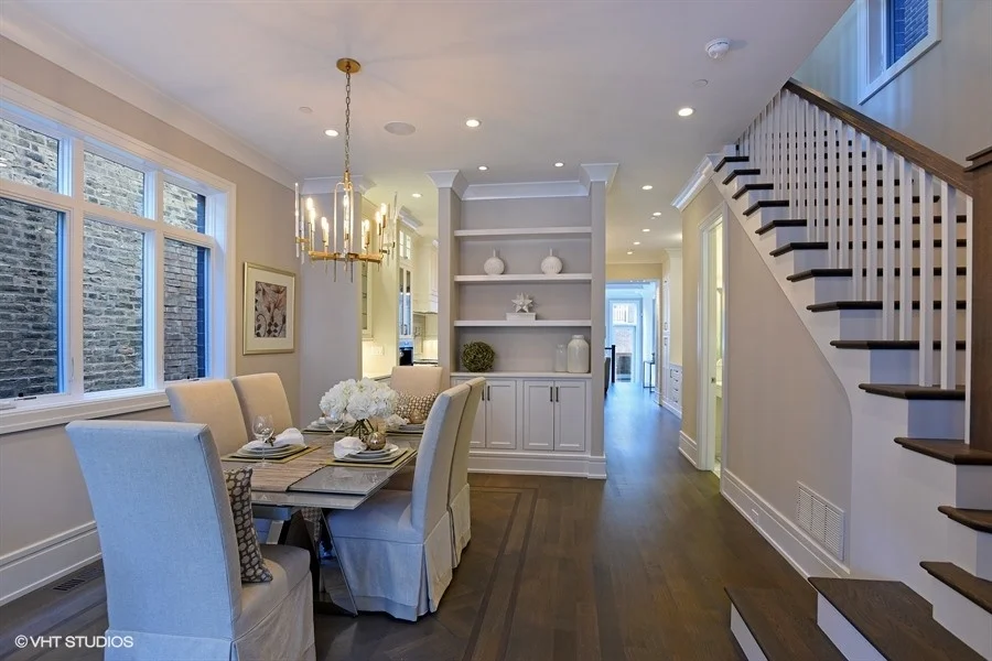 16_2122NKenmoreAve_369001_DiningRoom_LowRes.jpg