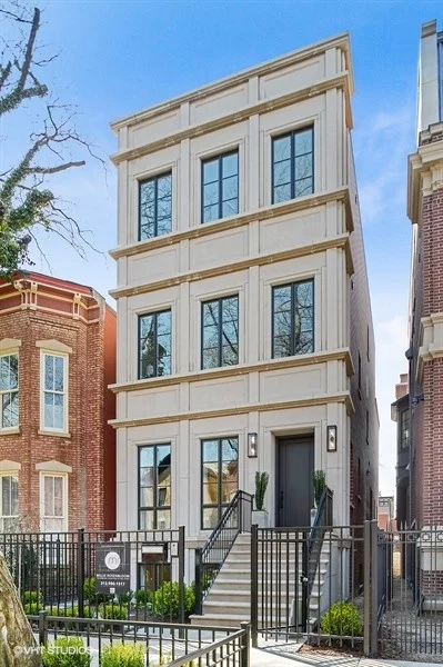 01_2138NSeminaryAve_57_FrontView_LowRes.jpg