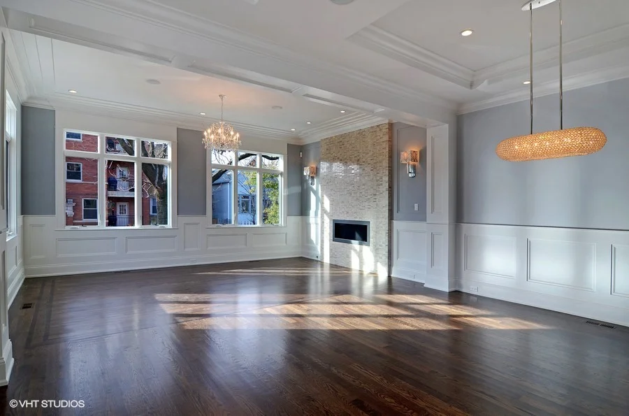 06_3301-N-Leavitt_93_Living-Room-Dining-Room_Web.jpg