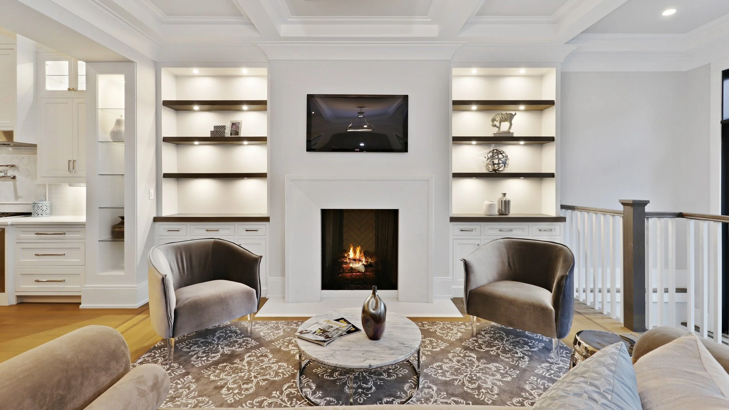 12_2116NorthMagnoliaAve_3001_FamilyRoom_HiRes.jpg