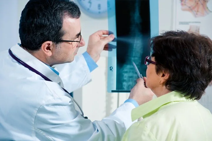 Can X-Ray Only Diagnose a Back or Spine Problem?