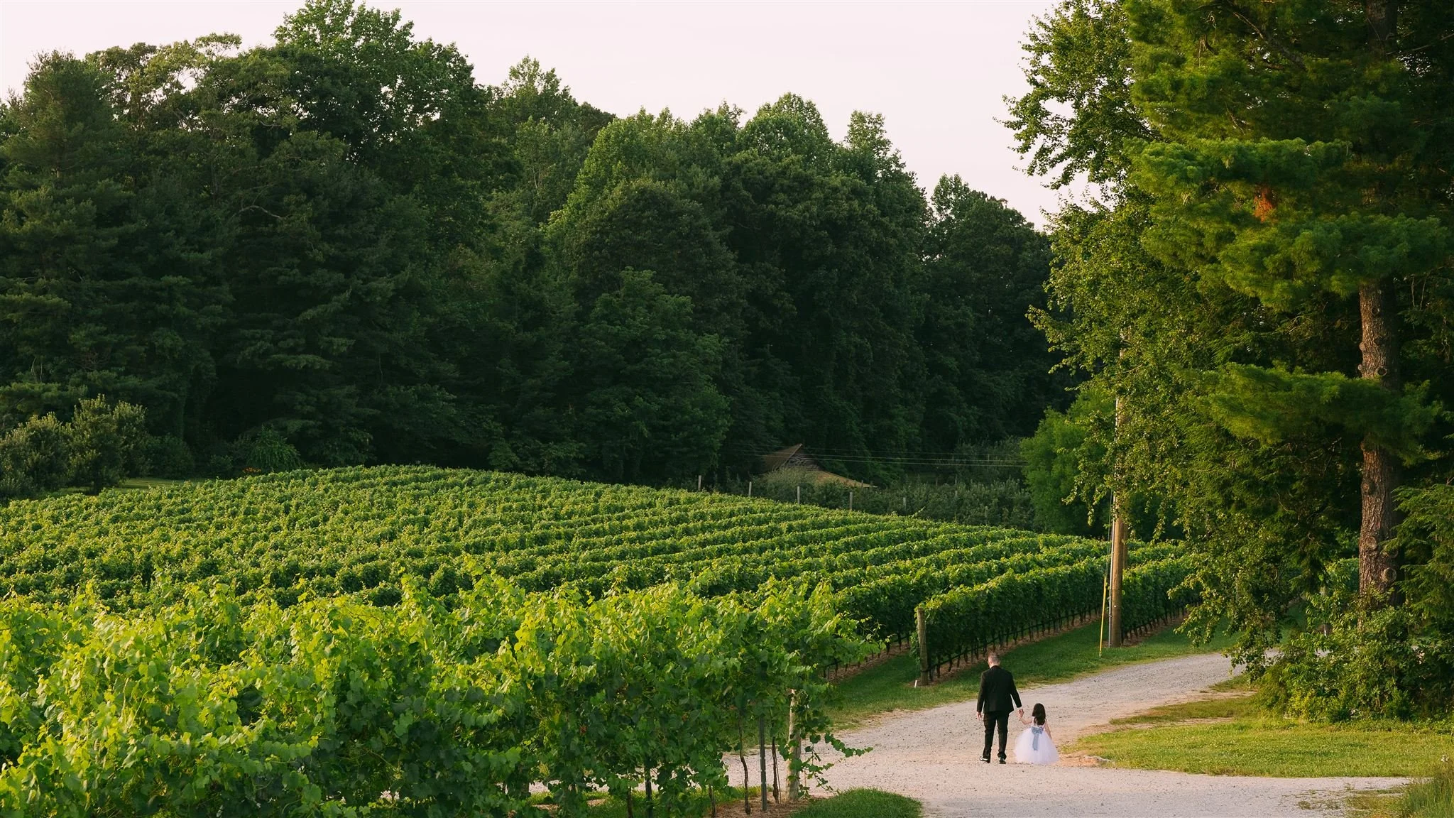 Lizzie & Britt 18.jpg