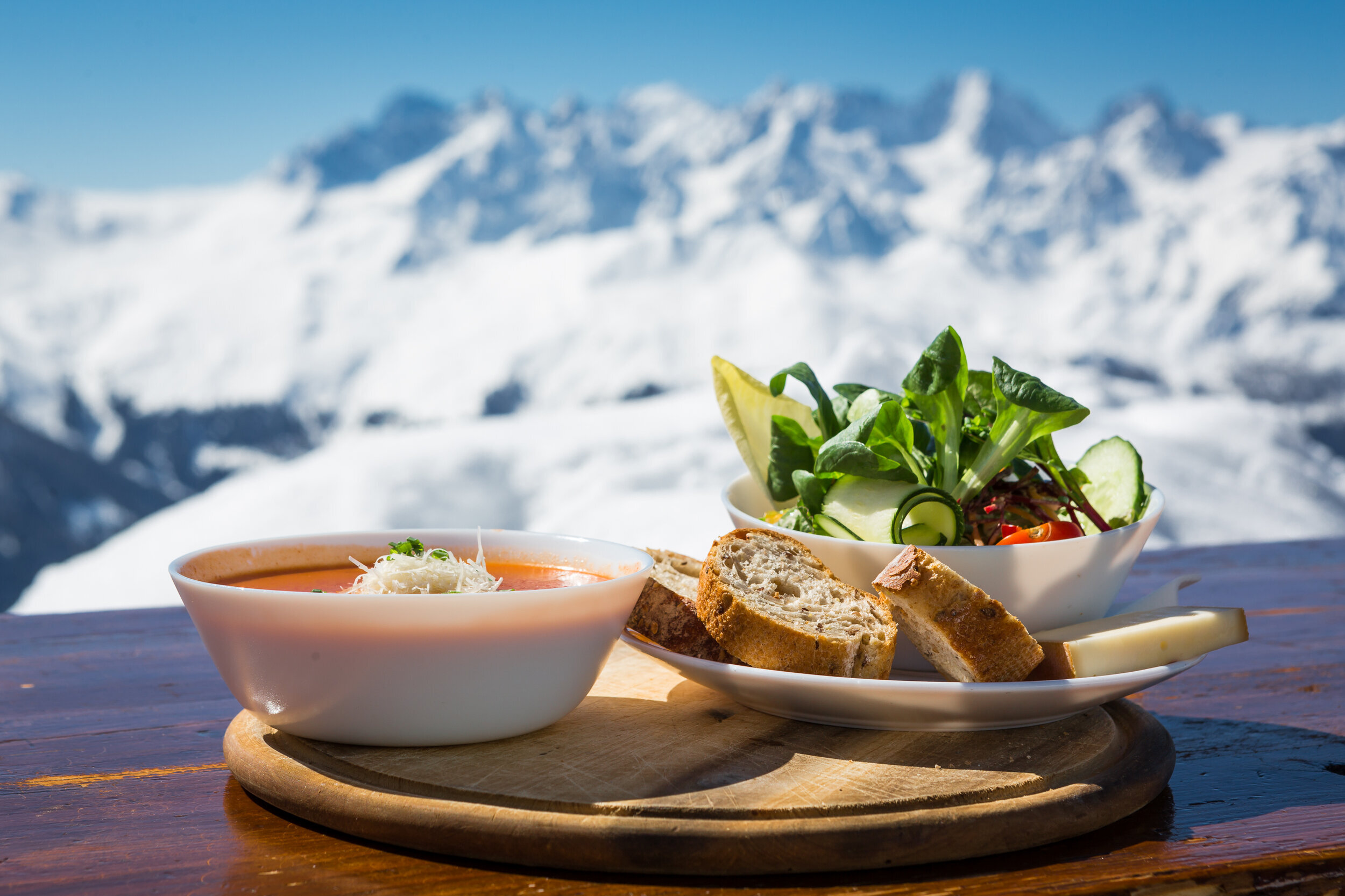 Cabane-du-Mont-Fort-verbier-restaurant-food.jpg