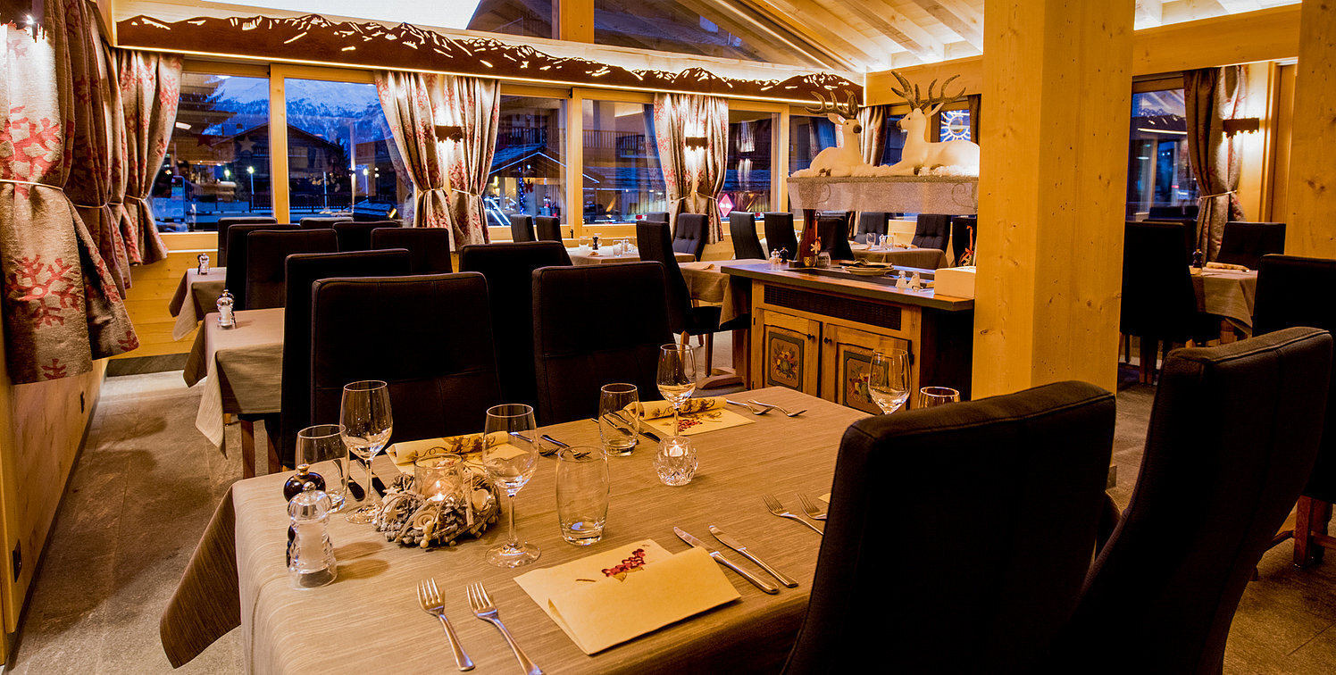 La-Tabla-dadrien-verbier-restaurant-interior.jpg