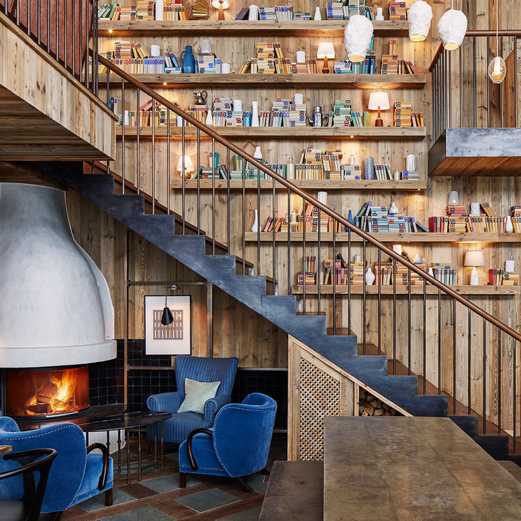 vie-montasgne-verbier-restaurant-interior.jpg