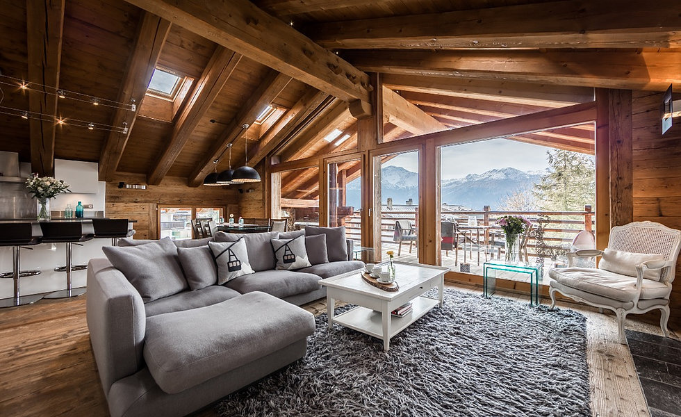 The-Verbier-Collection-verbier-chalets-valentine-penthouse-living.jpg