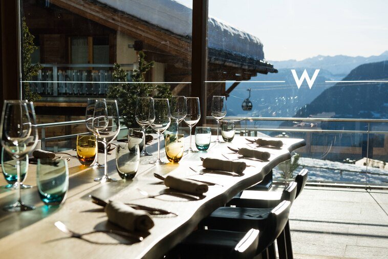 W-Verbier-verbier-hotels-dining.jpg