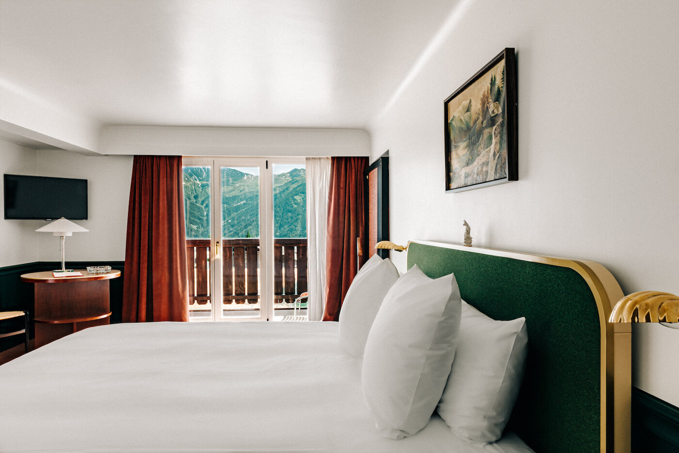 Experimental-chalet-verbier-hotels-bedroom.jpg