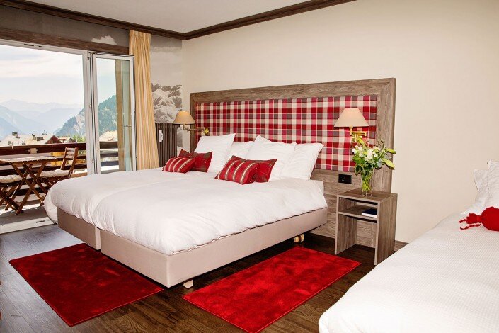 Hotel-Bristol-verbier-hotels-bedroom.jpg