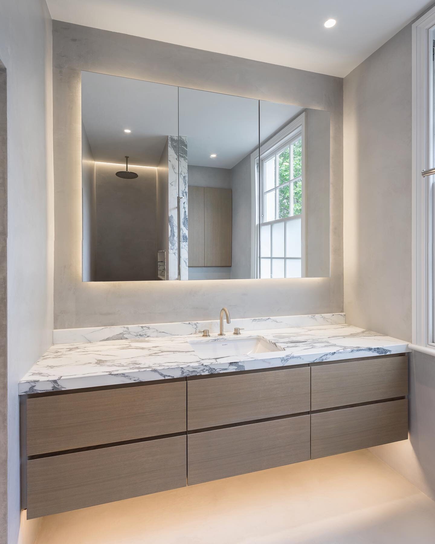 The master of calm 

Master En-suite : Concrete / Marble / Oak : Islington 

#myhome #home #interiors #interior #interiordesign #interiorproject #refurb #renovation #homereno #londonreno #periodproperty #victorianterrace #victorianhome #myperiodinter