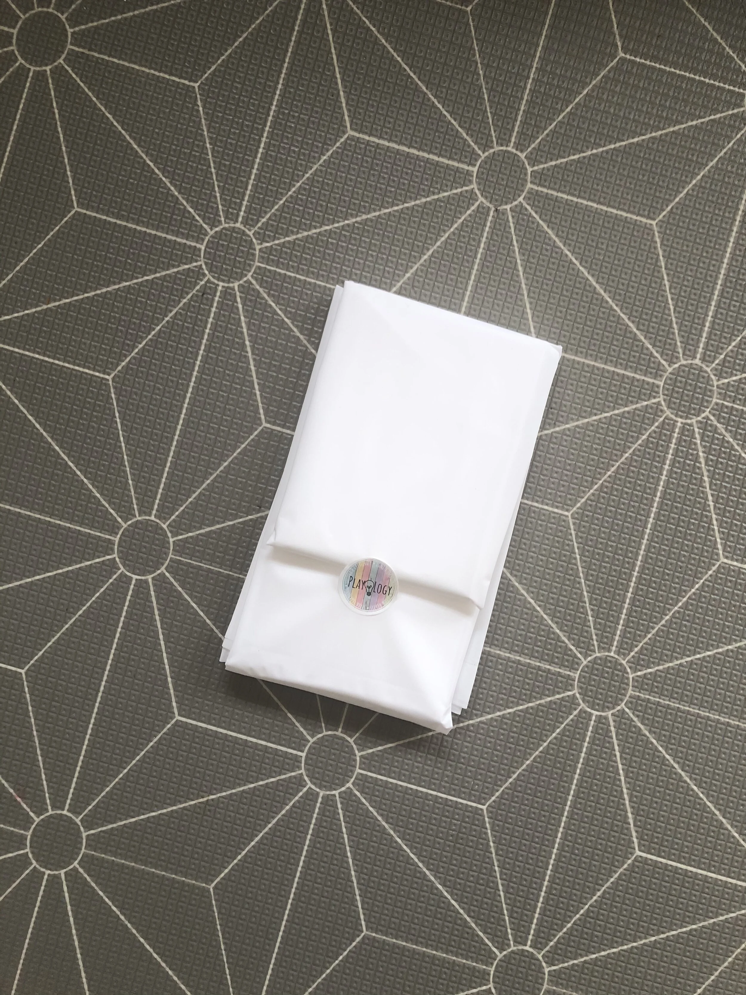 AEA11FB4-F957-4B38-B52C-75B269507F9C