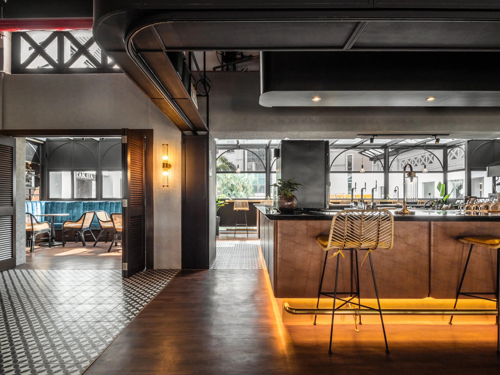 Ground Up_Happy Stan_lowres-4.JPG