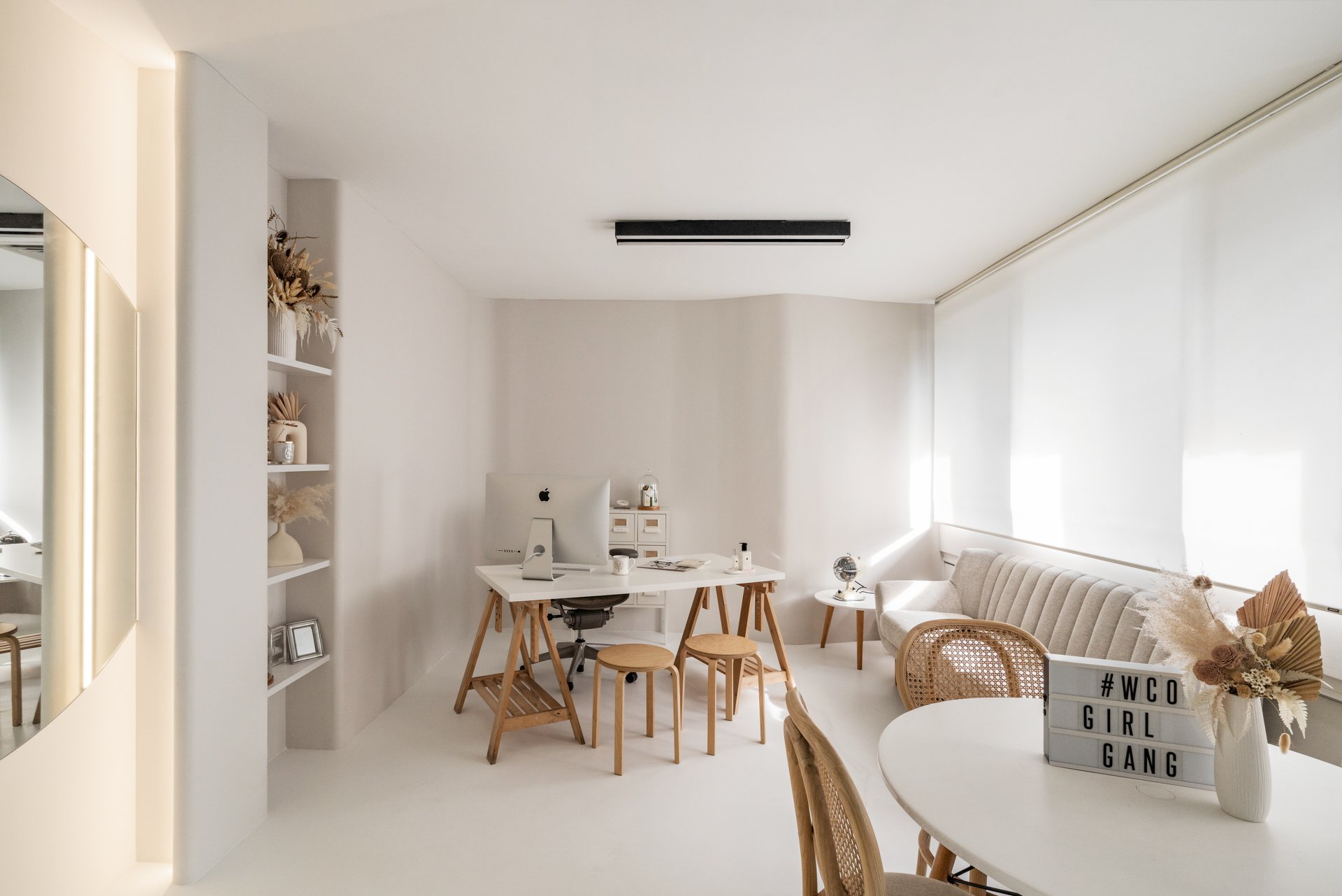 JDS_Wanderlust Office_lowres-24.jpg