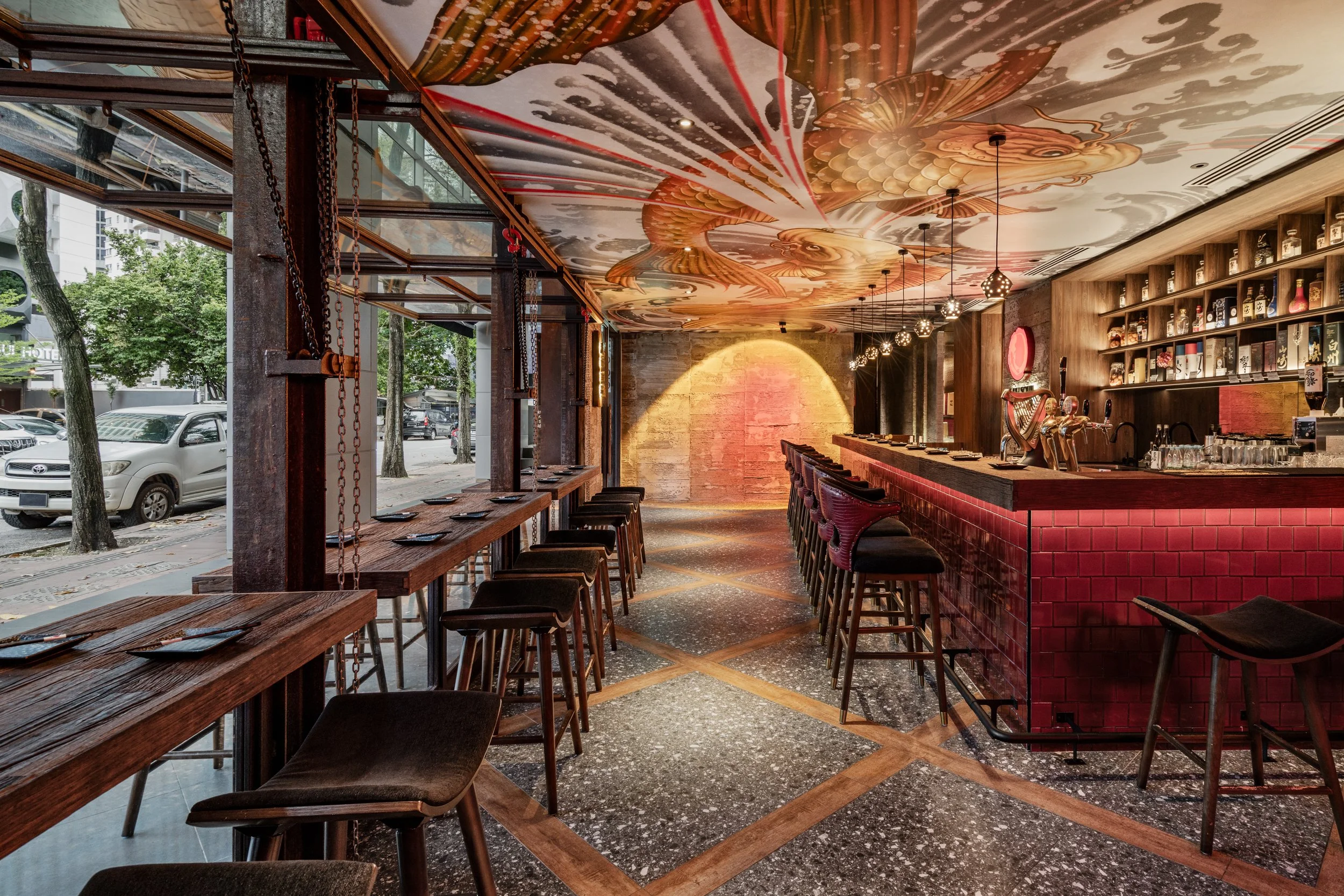  But a determined few pressed on, leaping ceaselessly in a bid to conquer the waterfall. Their relentless efforts drew the attention of local demons, who, in a cruel jest, made the waterfall even higher. 