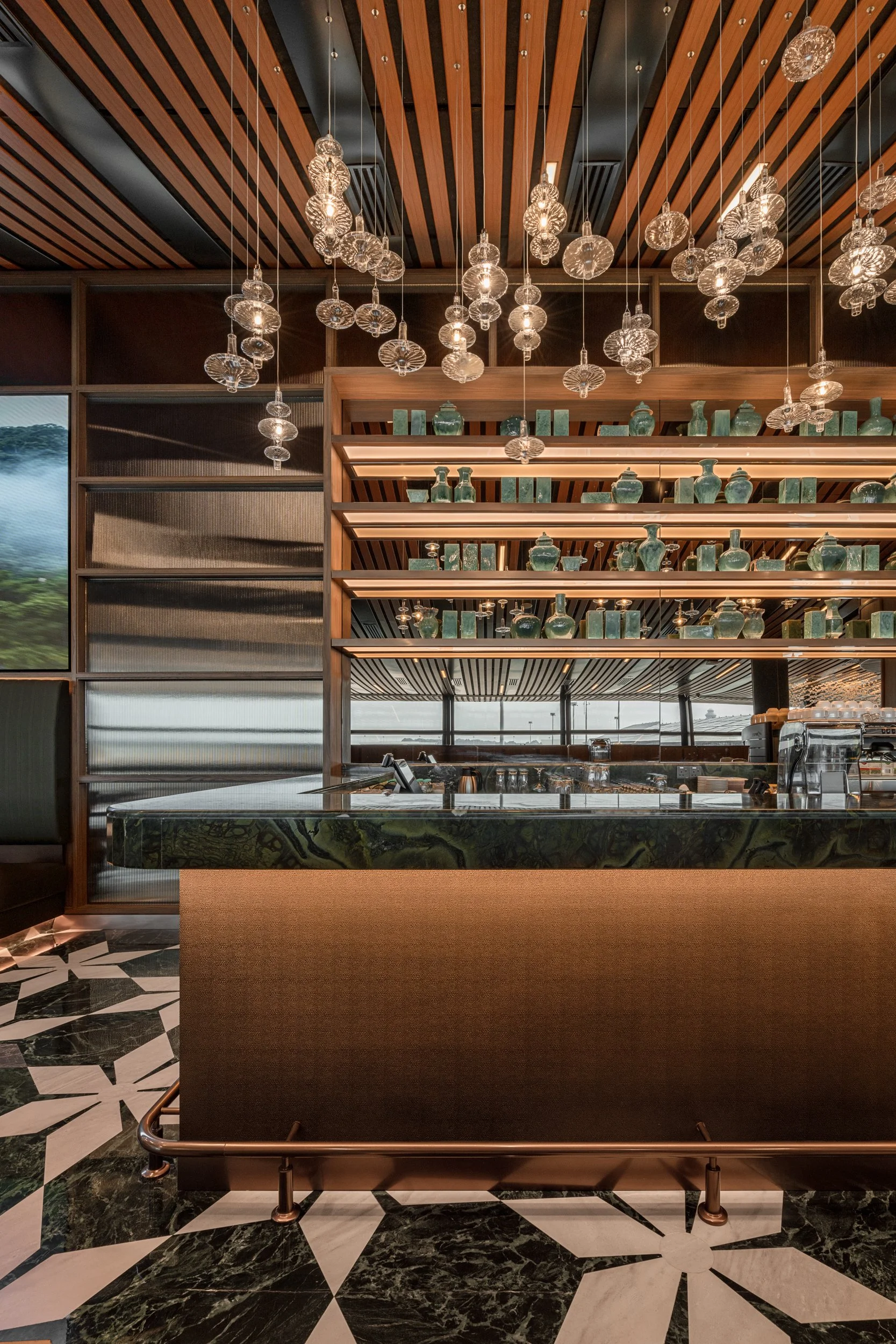 CYML_Global Lounge & Spa_lowres-32.jpg