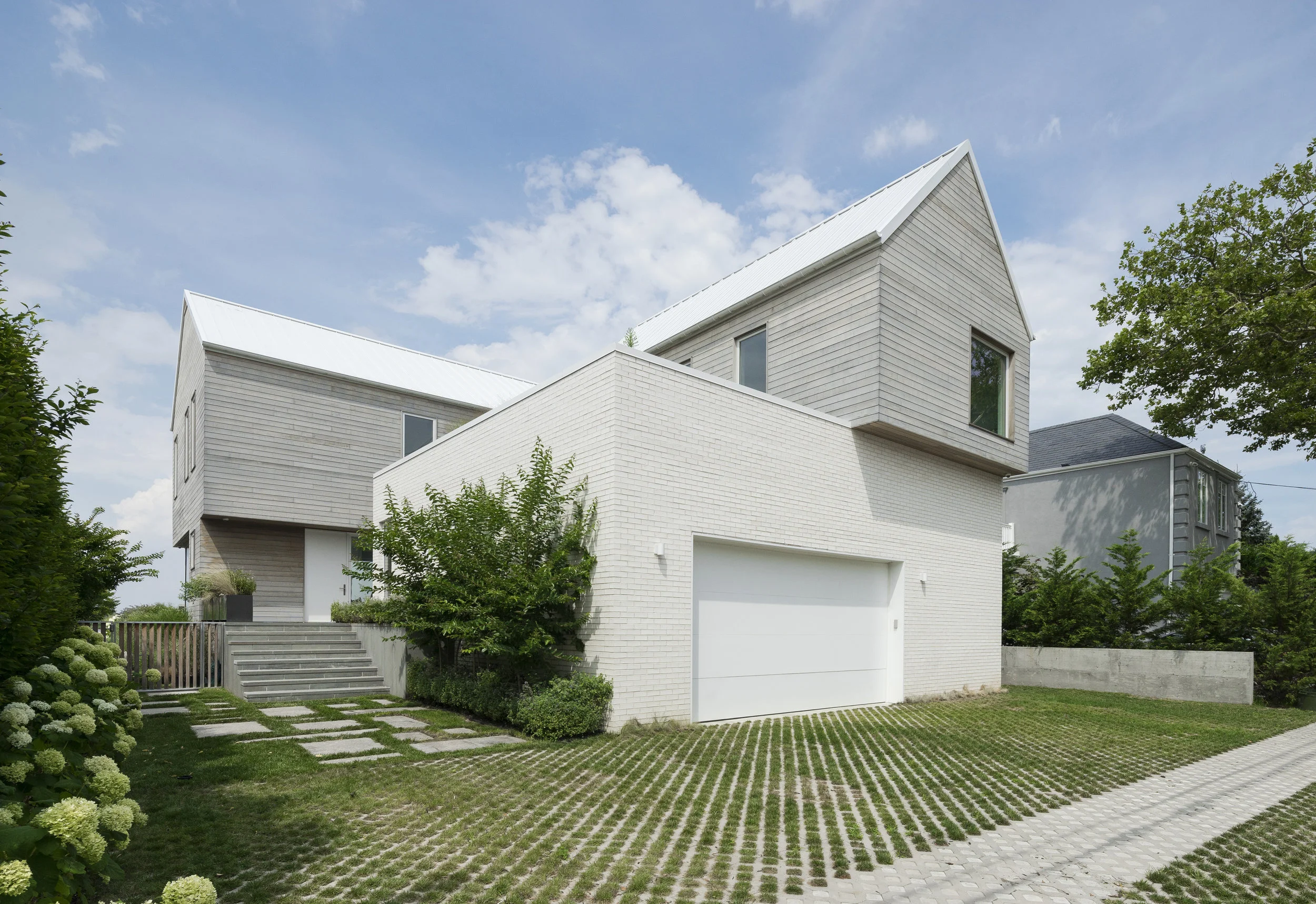 Exterior1.jpg