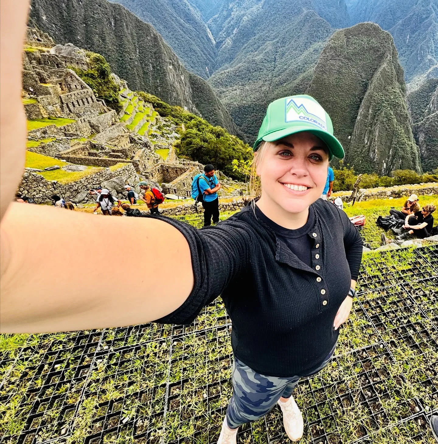 &ldquo;Everything is sacred when you lead with your heart.&rdquo; &hearts;️ 

Here&rsquo;s a few pics of Machu Picchu that don&rsquo;t come close to doing it justice. 💫
