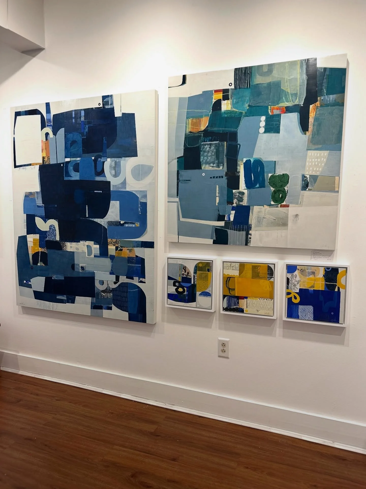 Summertime on #marthasvineyard @louisagmv #vineyardhaven #artgallery #deborahtcolter #blues