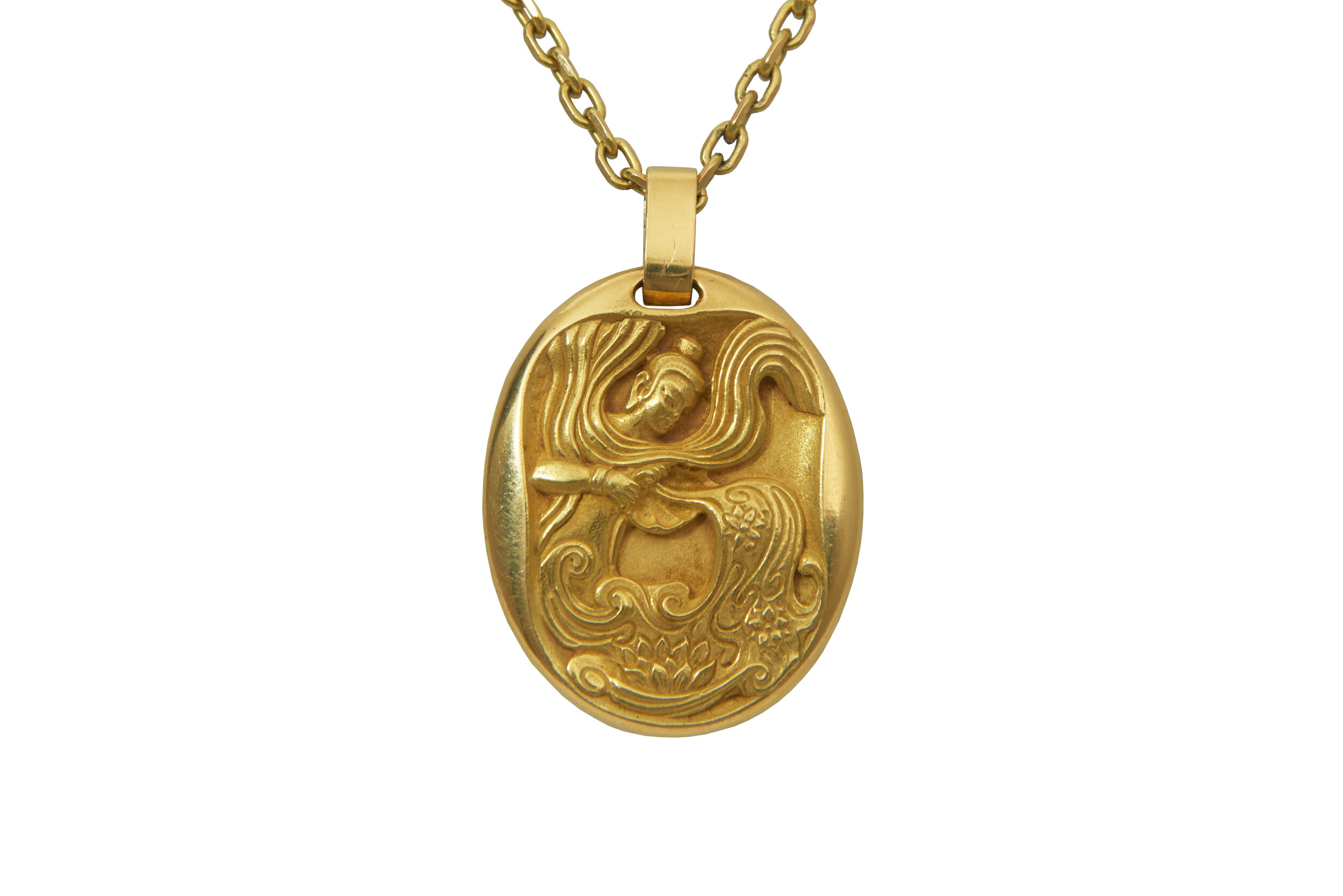 cartier capricorn pendant