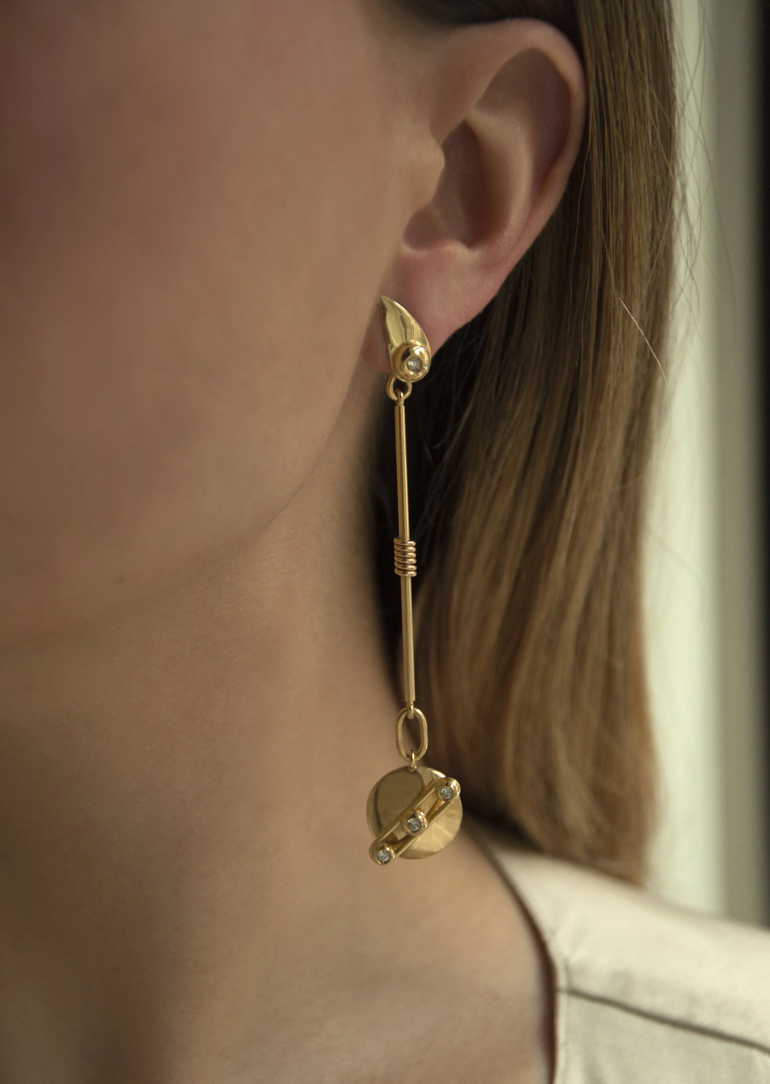 Giorgio Facchini diamond and 18 karat gold kinetic earrings, 2019