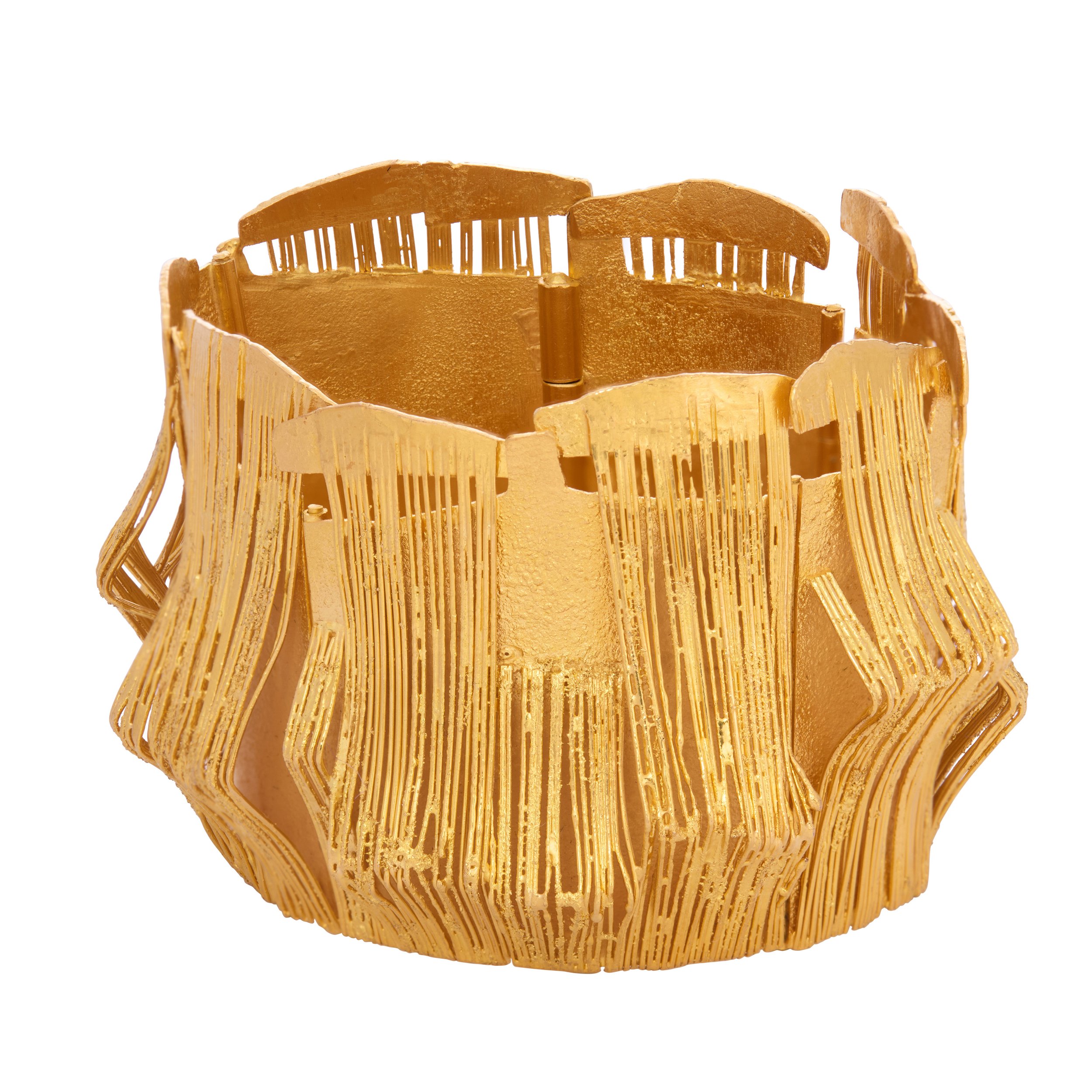 2025_04_10_MC_bracelet1_front_2007.jpg
