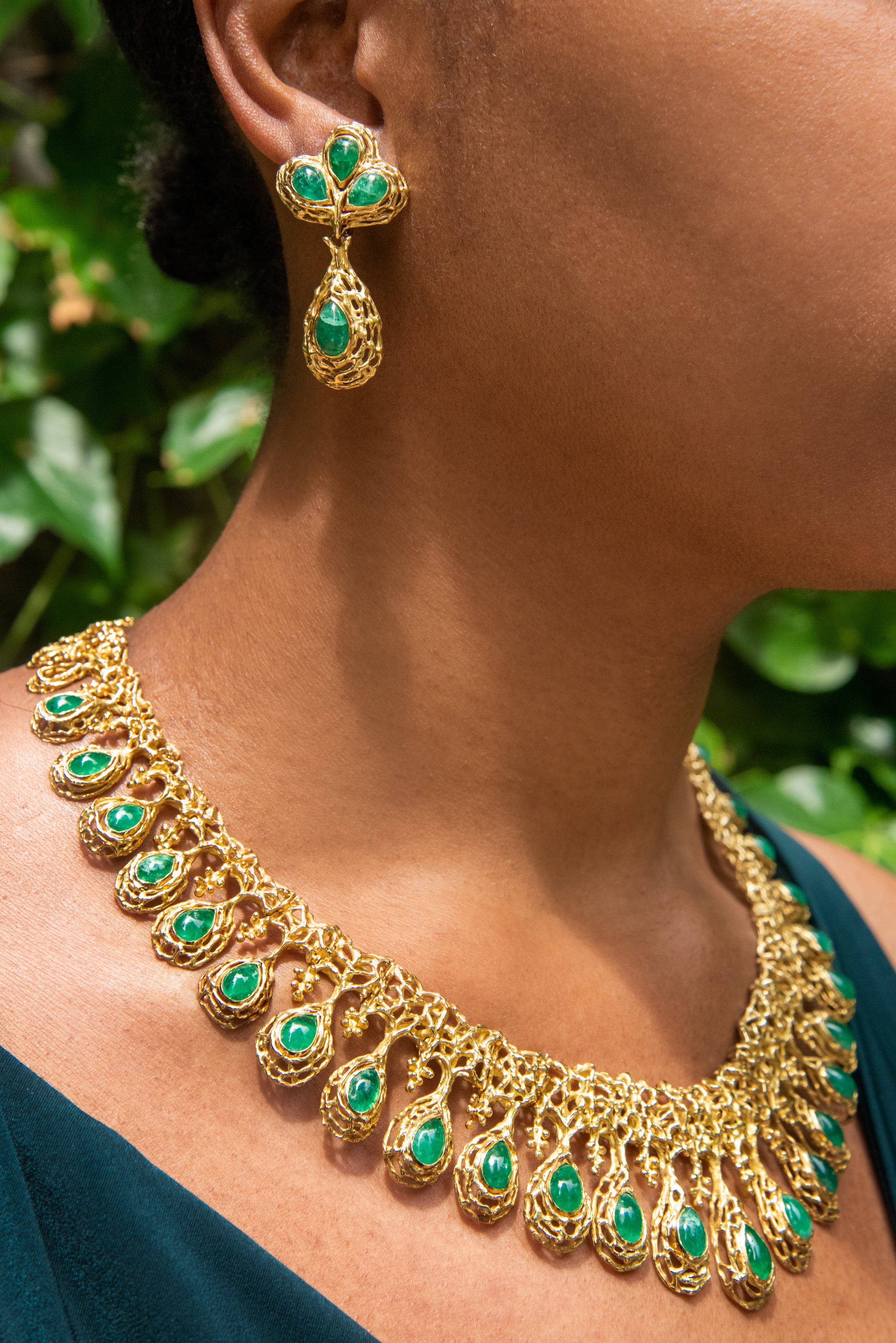 David Thomas Emerald and 18K Gold Necklace and Earrings Set