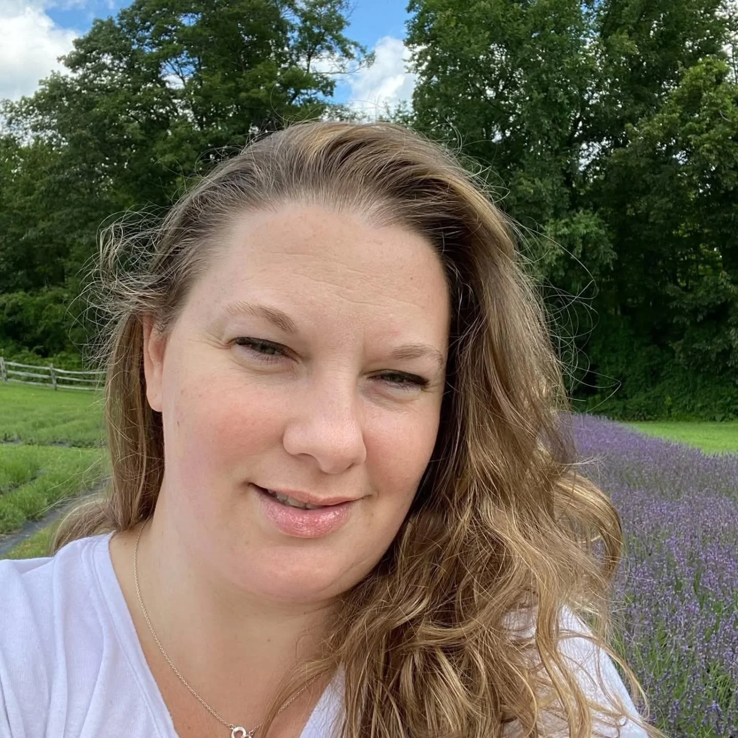 ☀️ Meet Bridget, our newest team member! We're excited to have her expertise as a licensed massage therapist with 15 years of experience. Here's what she has to say:

"Hi, I&rsquo;m Bridget, a licensed massage therapist with 15 years experience 