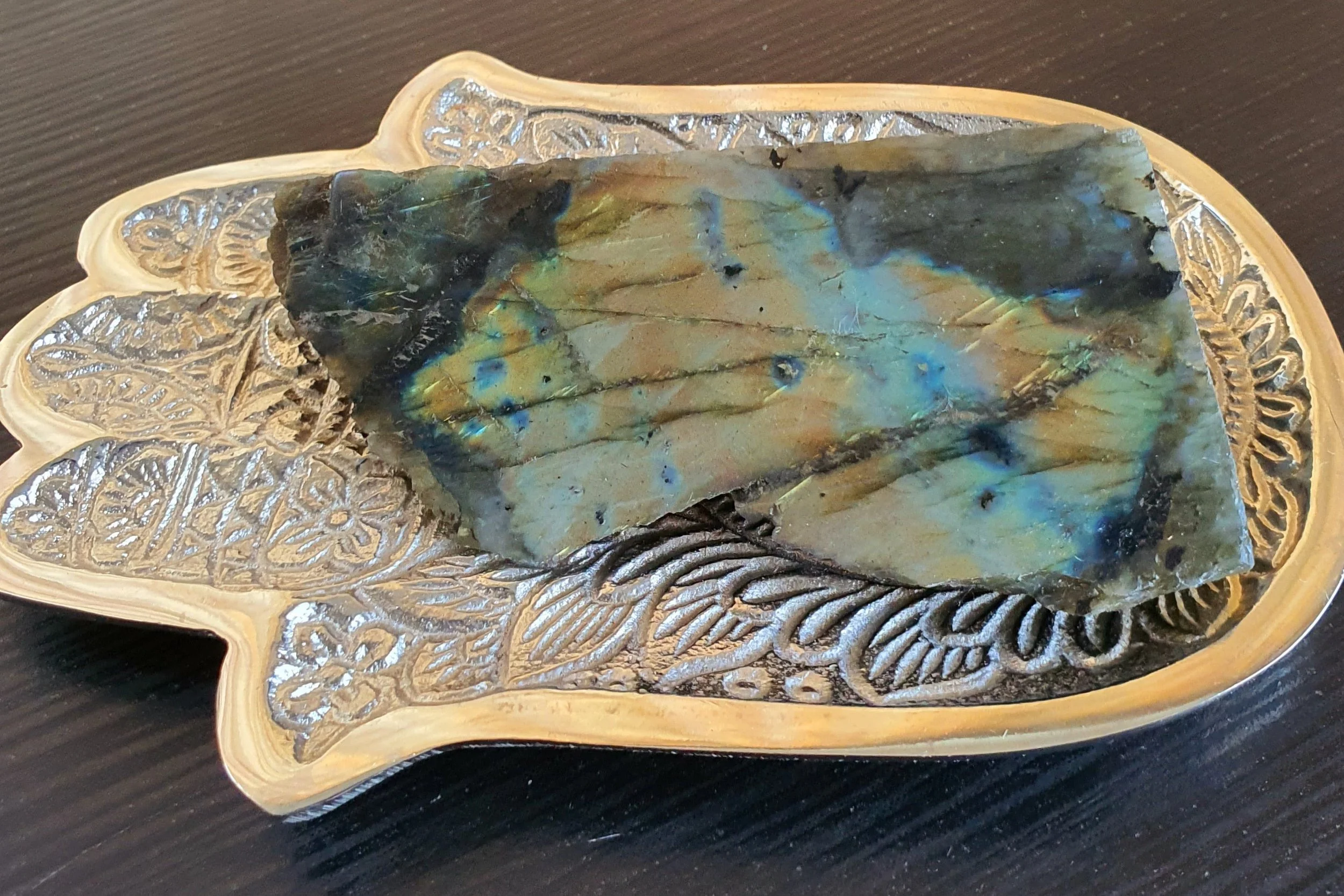 Arzoo Crystal and Cards