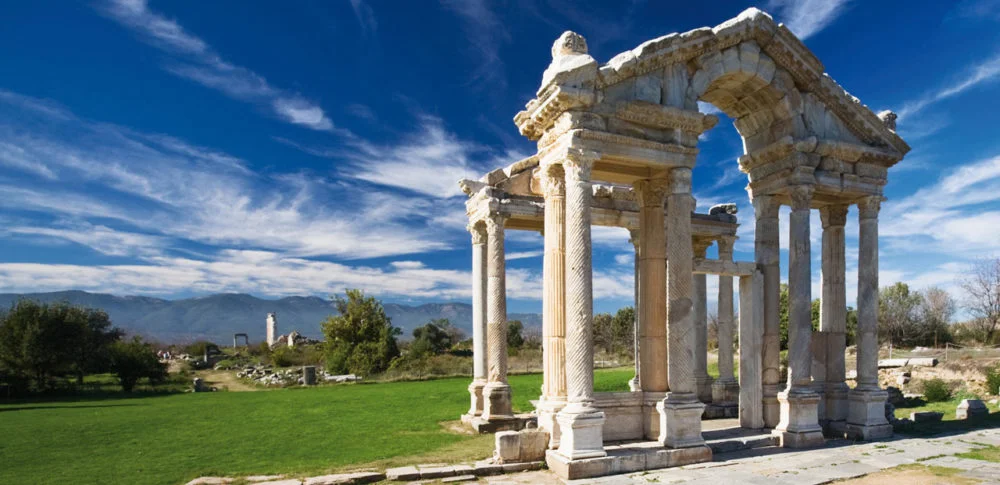 Epesus-Tour-Aphrodisias-_Karacasu_Turkey-e1499862320476.jpg