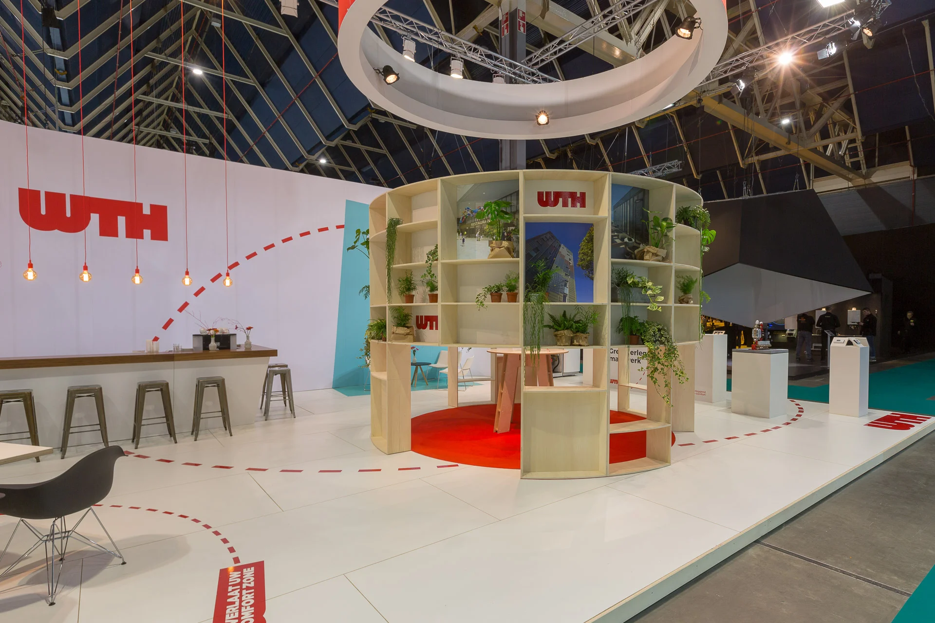 WTH stand concept 140m2