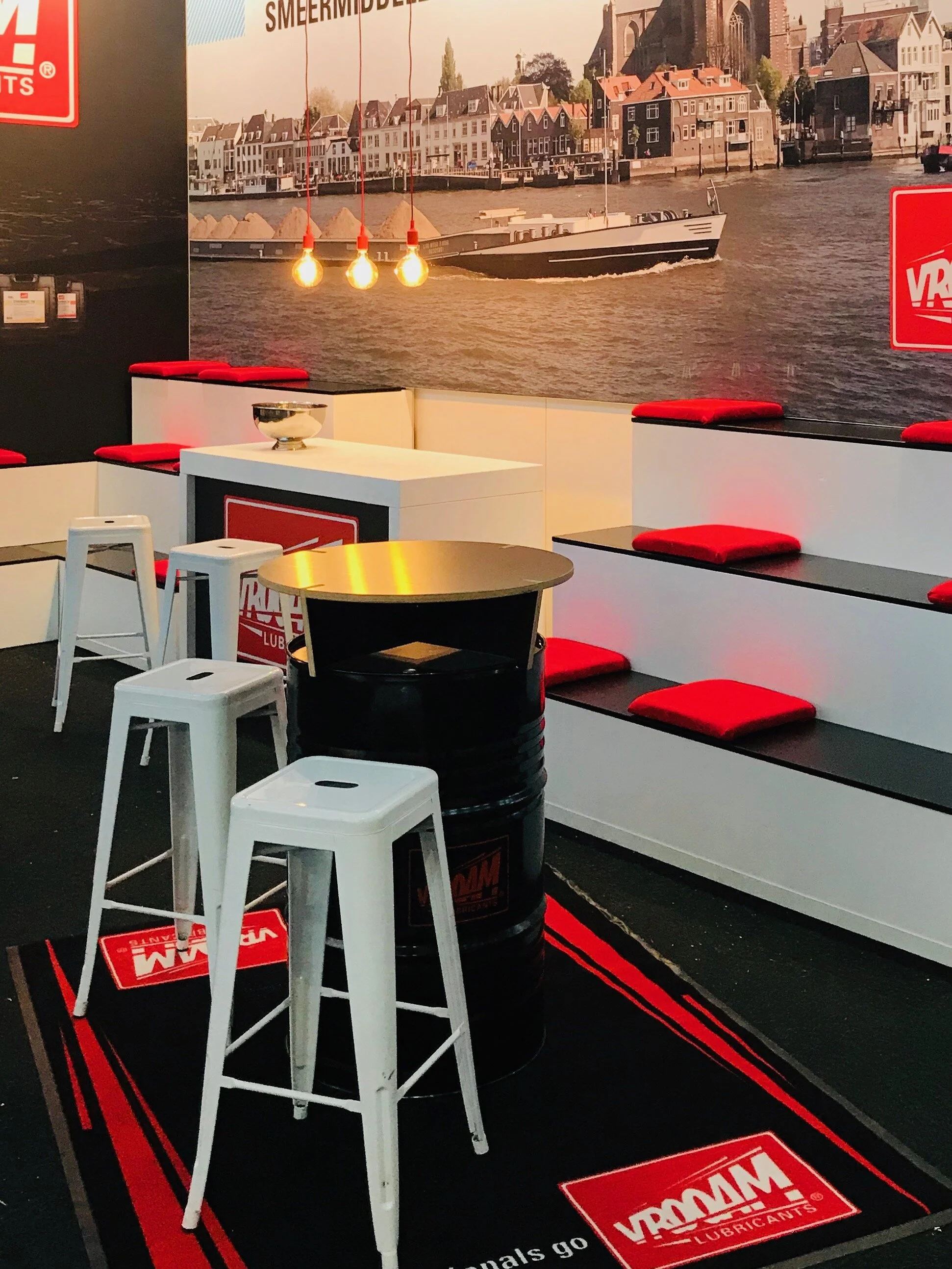 Stand Vrooam 18m2 Hoekstand