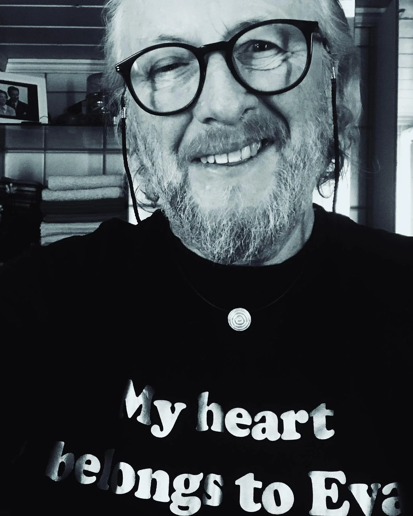 Elskede pappa! 🐘 I dag er det &laquo;skydagen&raquo; din, som Trost s&aring; fint sier. Unger, alts&aring; 💪🏻 1 &aring;r er g&aring;tt, og det har g&aring;tt b&aring;de fort og seint og opp og ned og frem og tilbake og greit og &aring;t skogen. Me