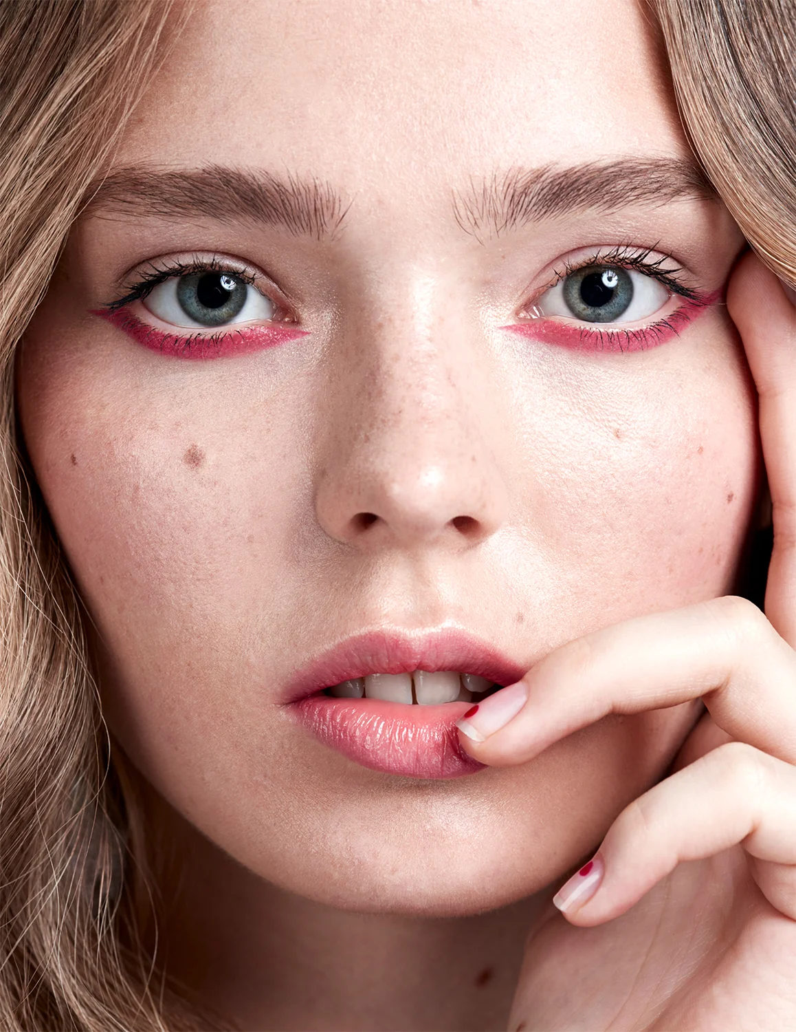 hair makeup make up visagist artist muenchen frankfurt deborah hoerz