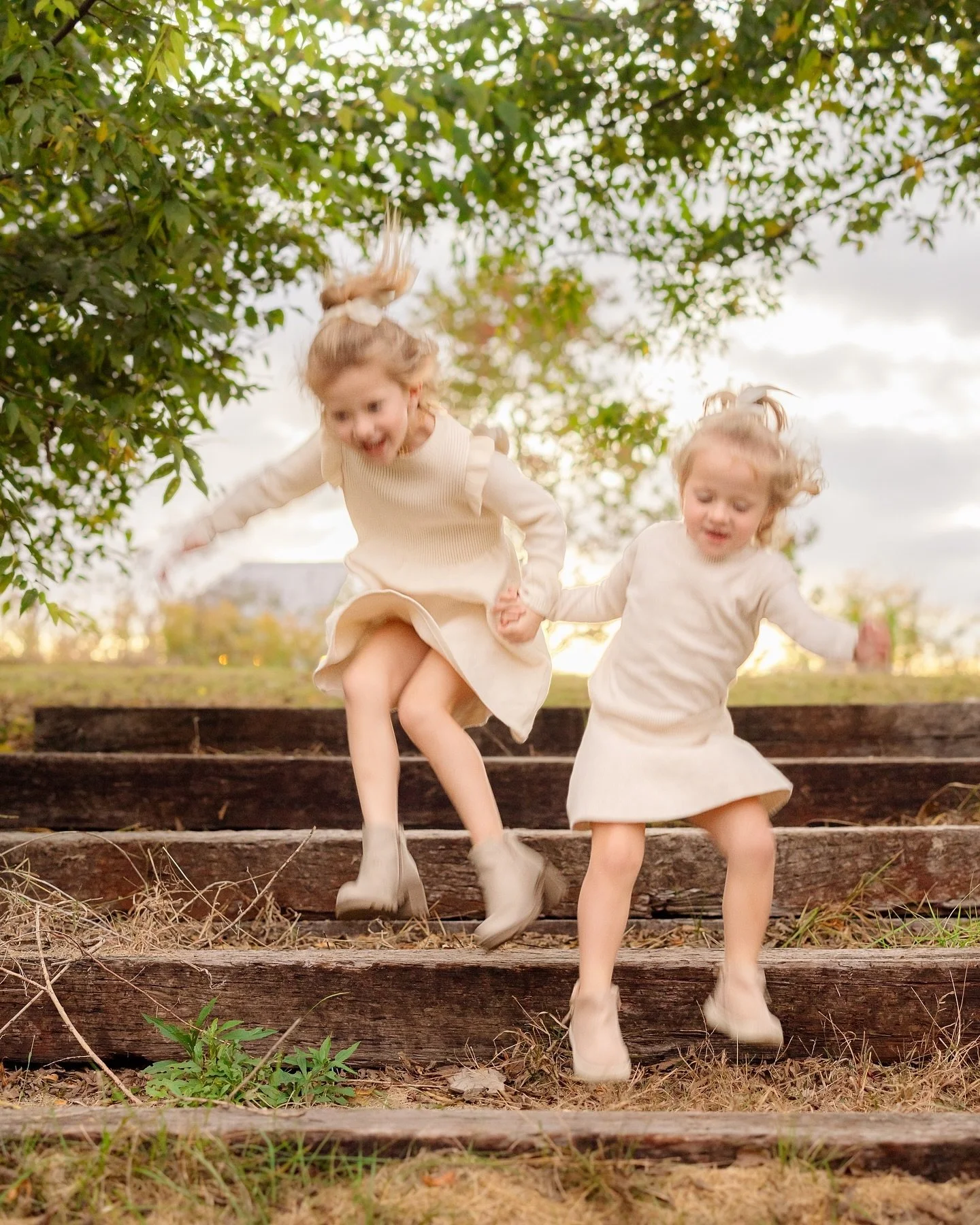A little blurry joy to brighten this moment we&rsquo;re in. 💕

#mclemmphotography #montgomeryphotographer #montgomeryfamilyphotographer #birminghamphotographer #birminghamfamilyphotographer #auburnphotographer #auburnfamilyphotographer #pikeroadphot