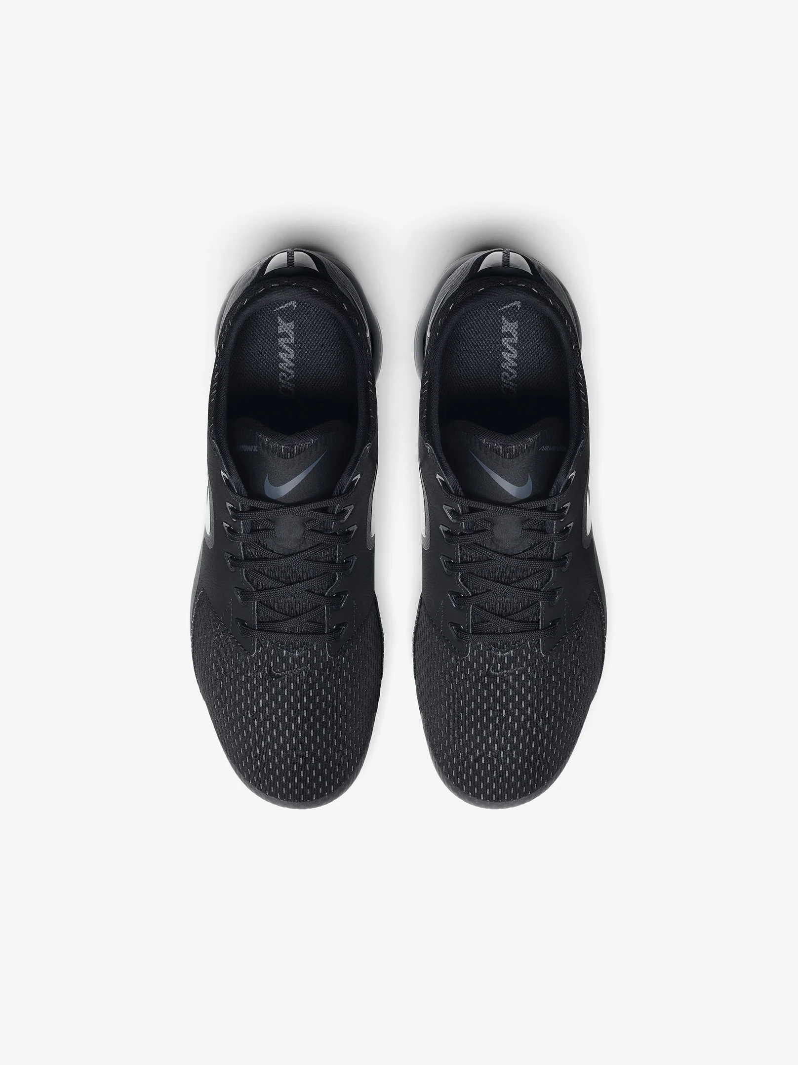 Fa17_FTW_Vapor Max Black_Men_Top.jpg