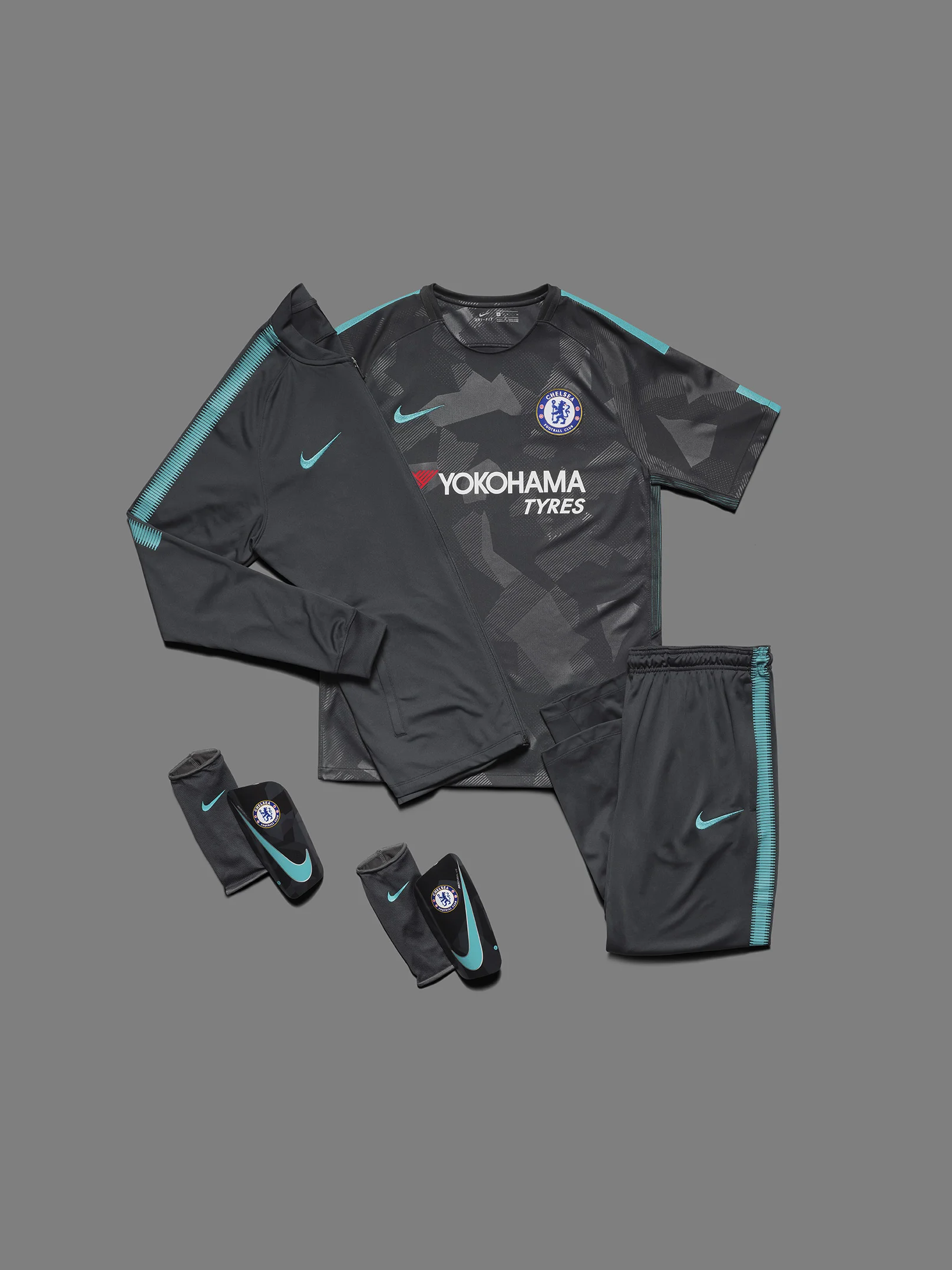 Ho17_Laydown_Simple_Laydown 3_Chelsea.jpg