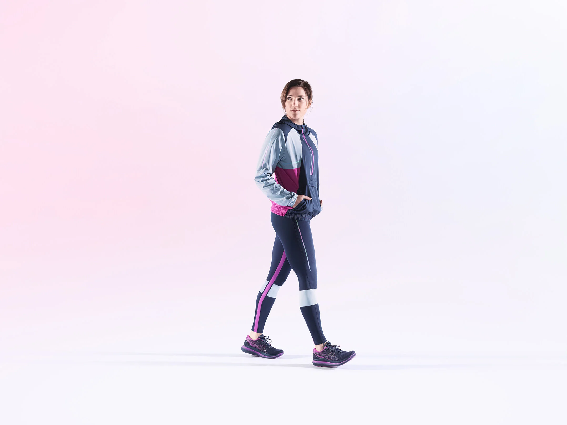 SS21_RUNNING_APP_BS_W’S-GLIDERIDE-2-OUTFIT1_012510_LR.jpg
